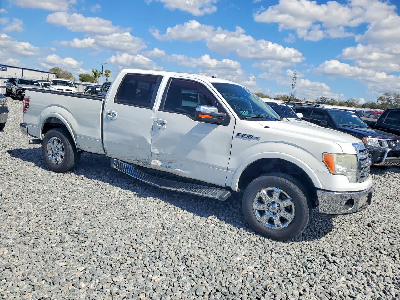 2013 Ford F150 Supercrew White vin: 1FTFW1CF7DFC32788