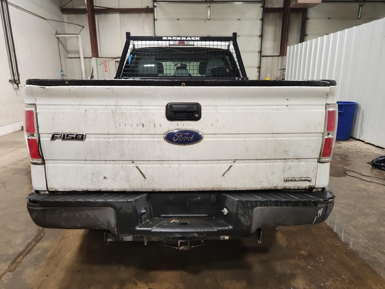 2013 Ford F150 Supercrew White vin: 1FTFW1CF7DKD83928 Damage: Tailgate, Multiple Dents/Paint Damage, 2