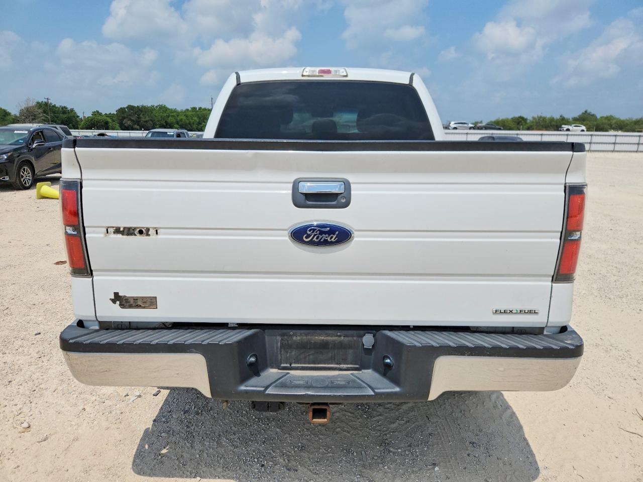2014 Ford F150 Supercrew White vin: 1FTFW1CF7EFA44094