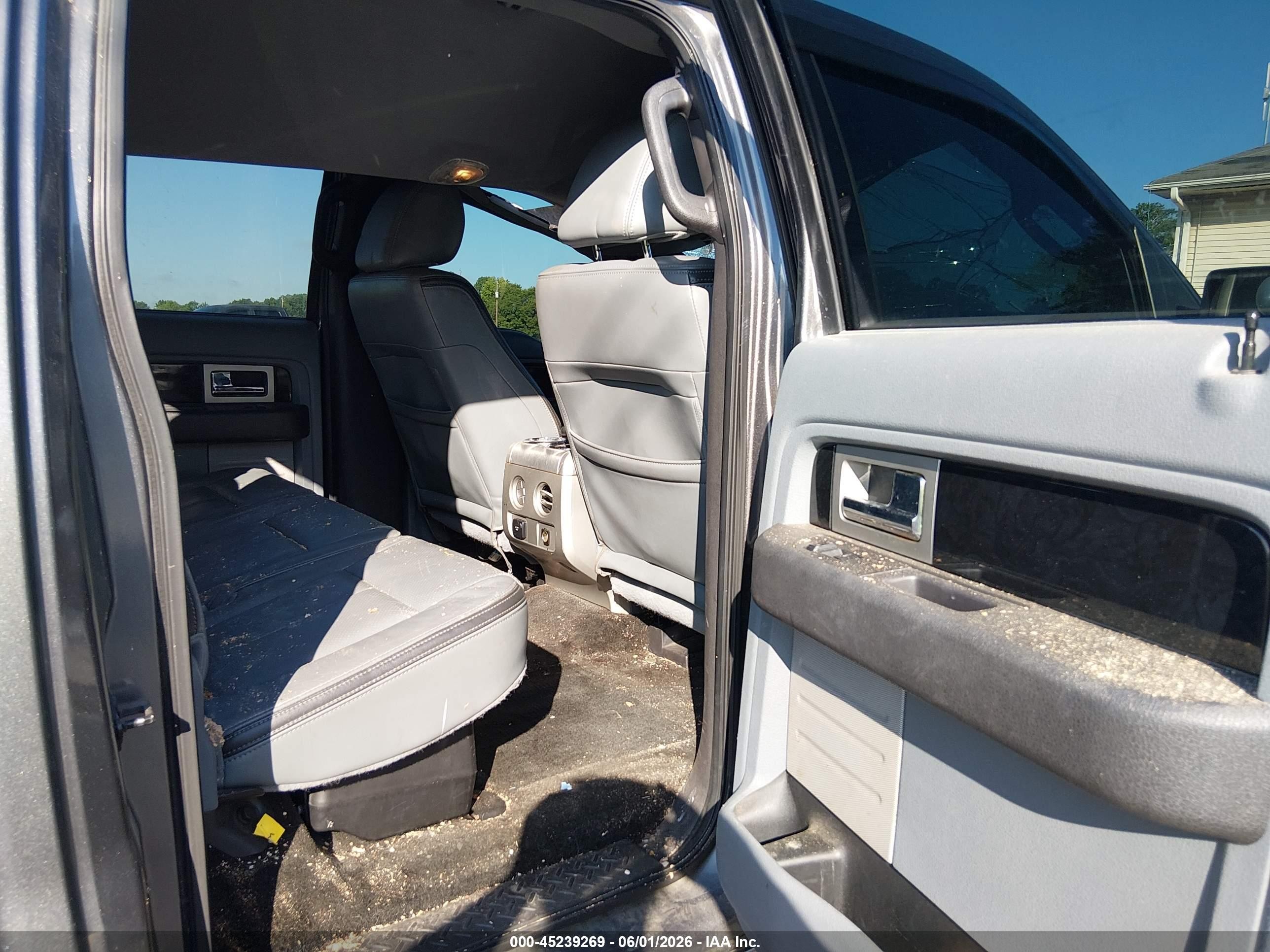 2011 Ford F-150 Platinum Gray vin: 1FTFW1CF8BFA33424