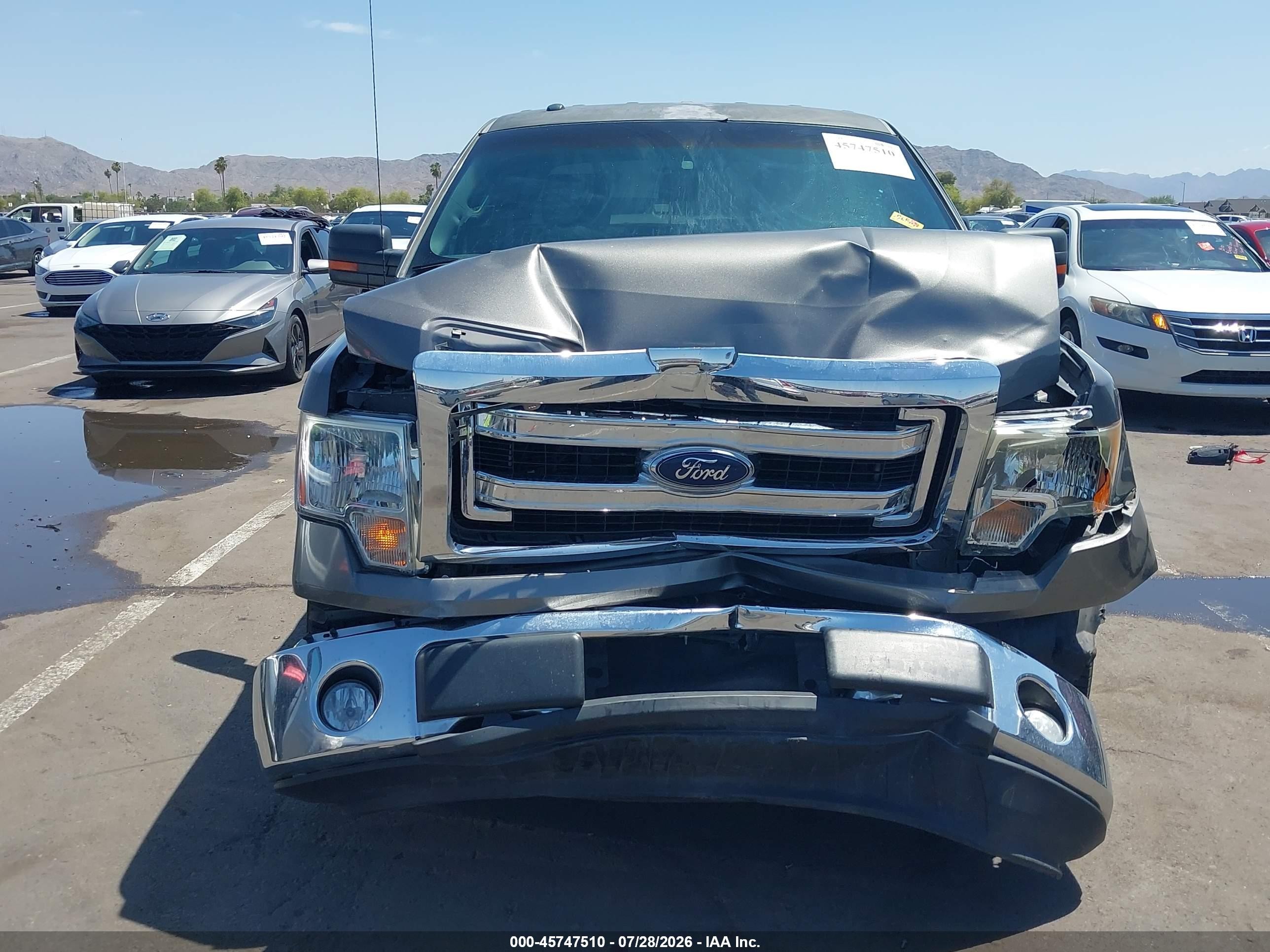 2013 Ford F-150 Xlt Серый vin: 1FTFW1CF8DKD28792