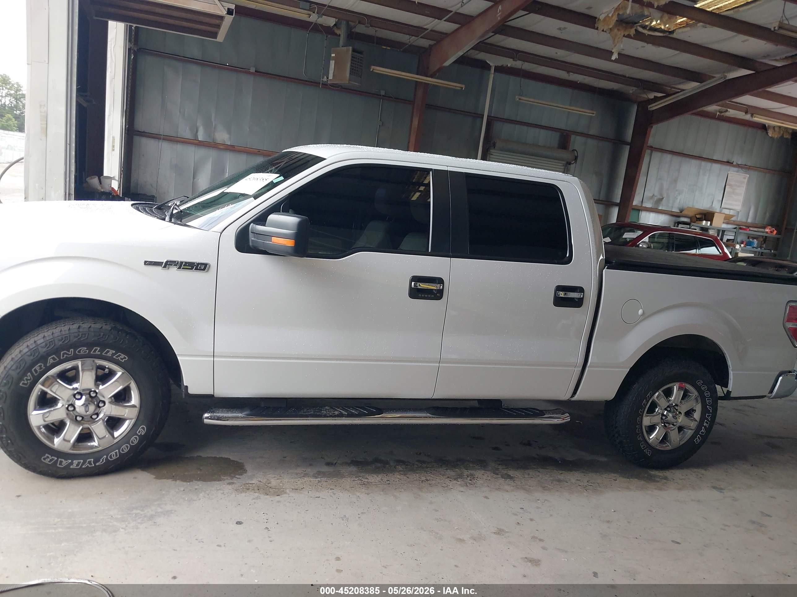 2014 Ford F-150 Xlt White vin: 1FTFW1CF8EFA58263