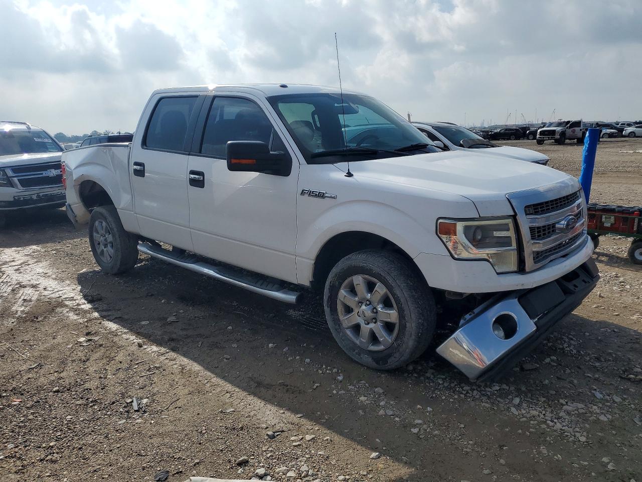2014 Ford F150 Supercrew White vin: 1FTFW1CF8EKF45471