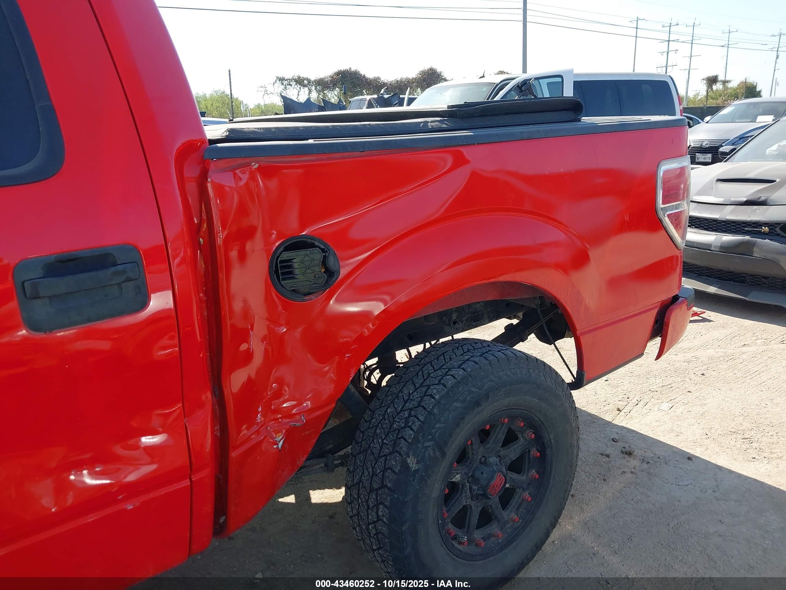 2014 Ford F-150 Stx Red vin: 1FTFW1CF8EKF46359