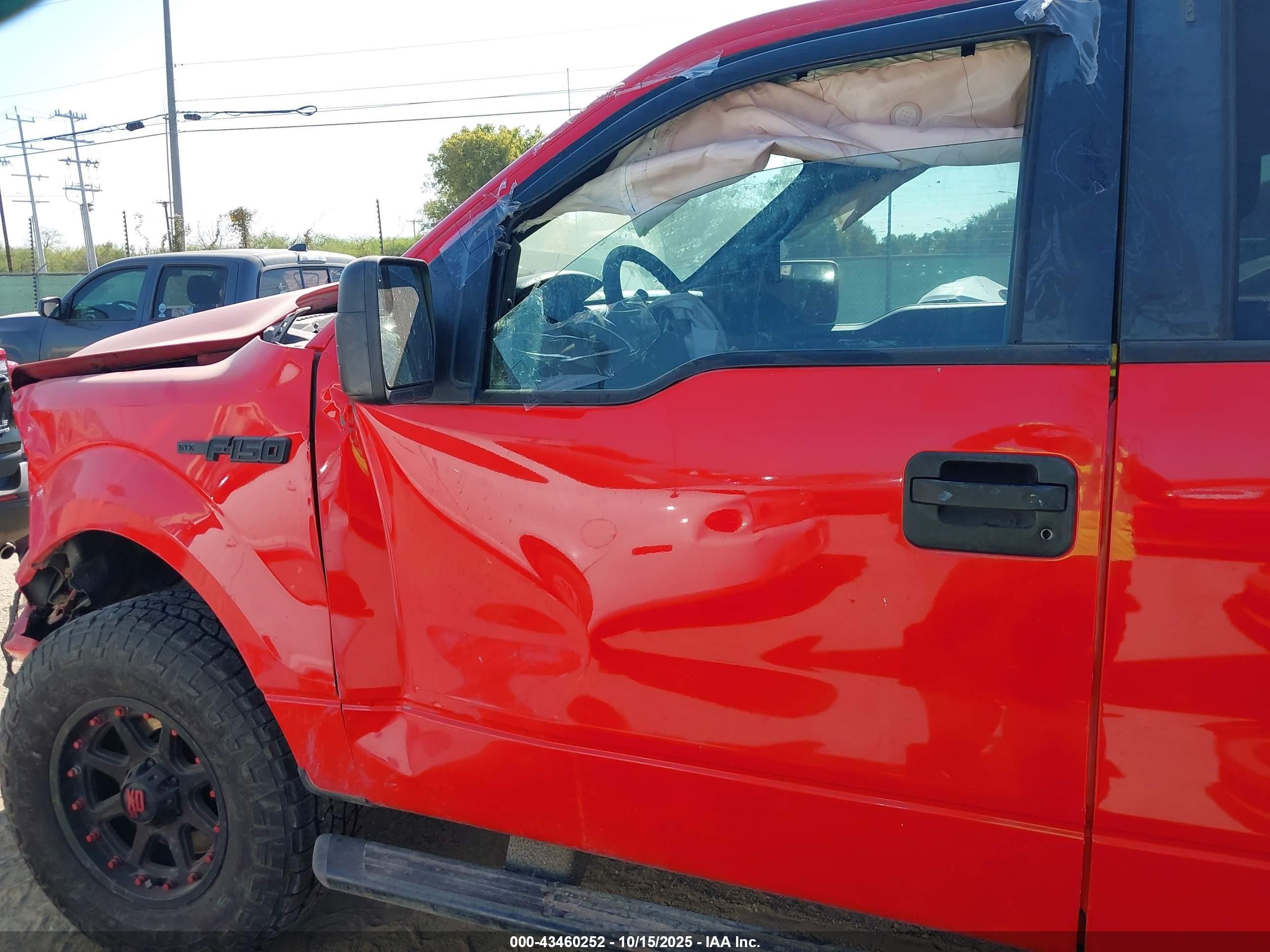 2014 Ford F-150 Stx Red vin: 1FTFW1CF8EKF46359