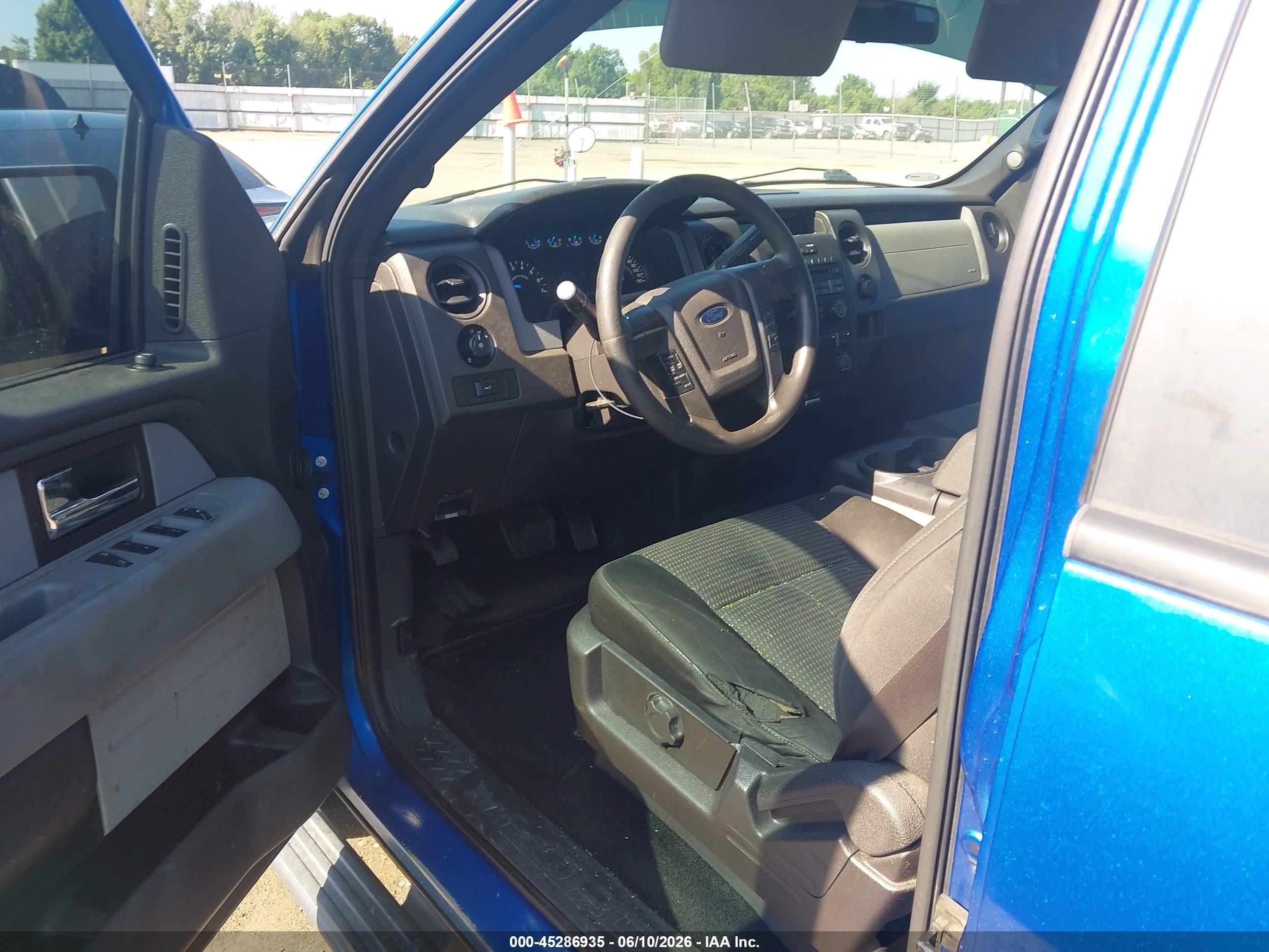 2014 Ford F-150 Stx Blue vin: 1FTFW1CF8EKF68992