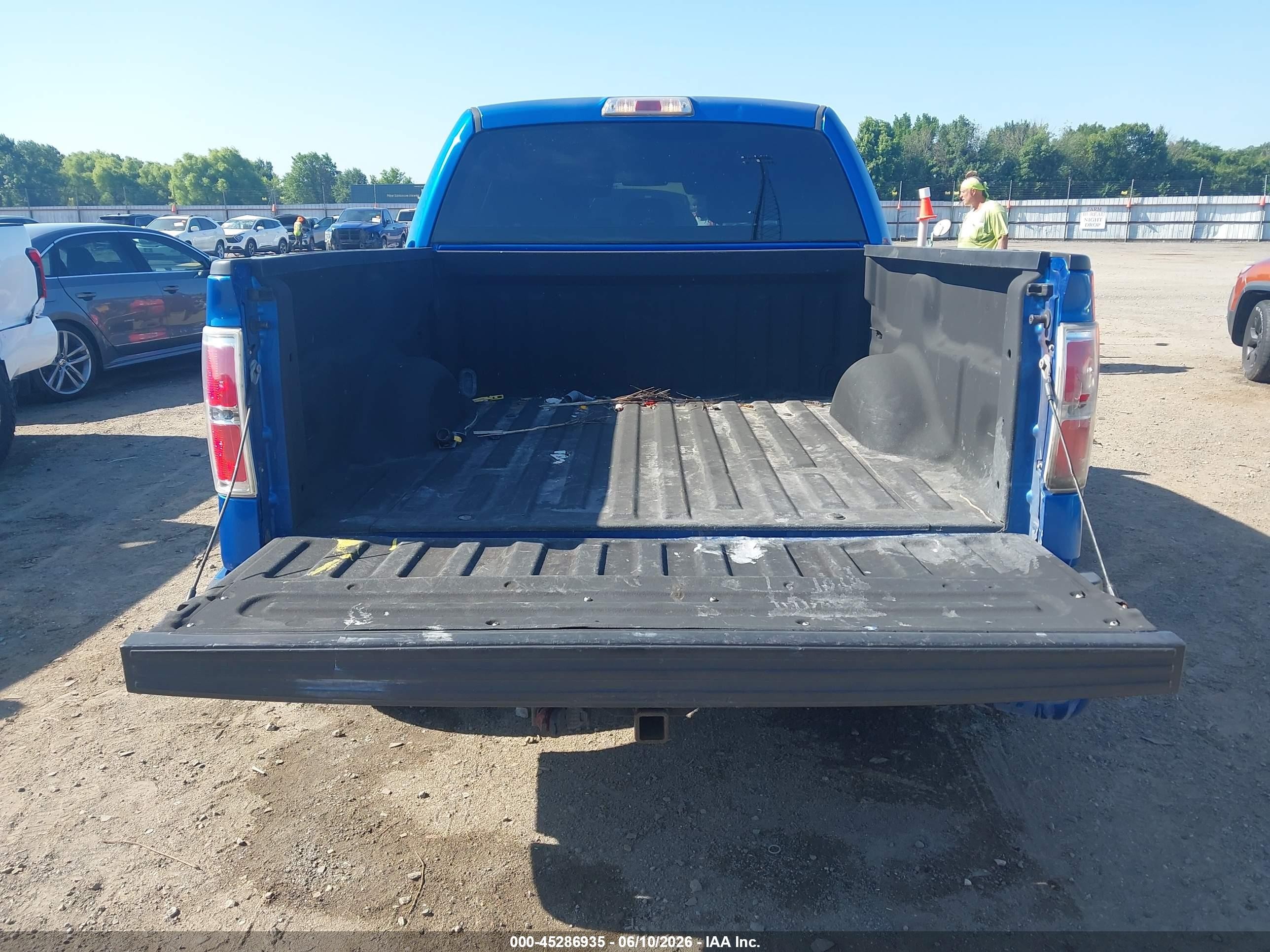 2014 Ford F-150 Stx Blue vin: 1FTFW1CF8EKF68992