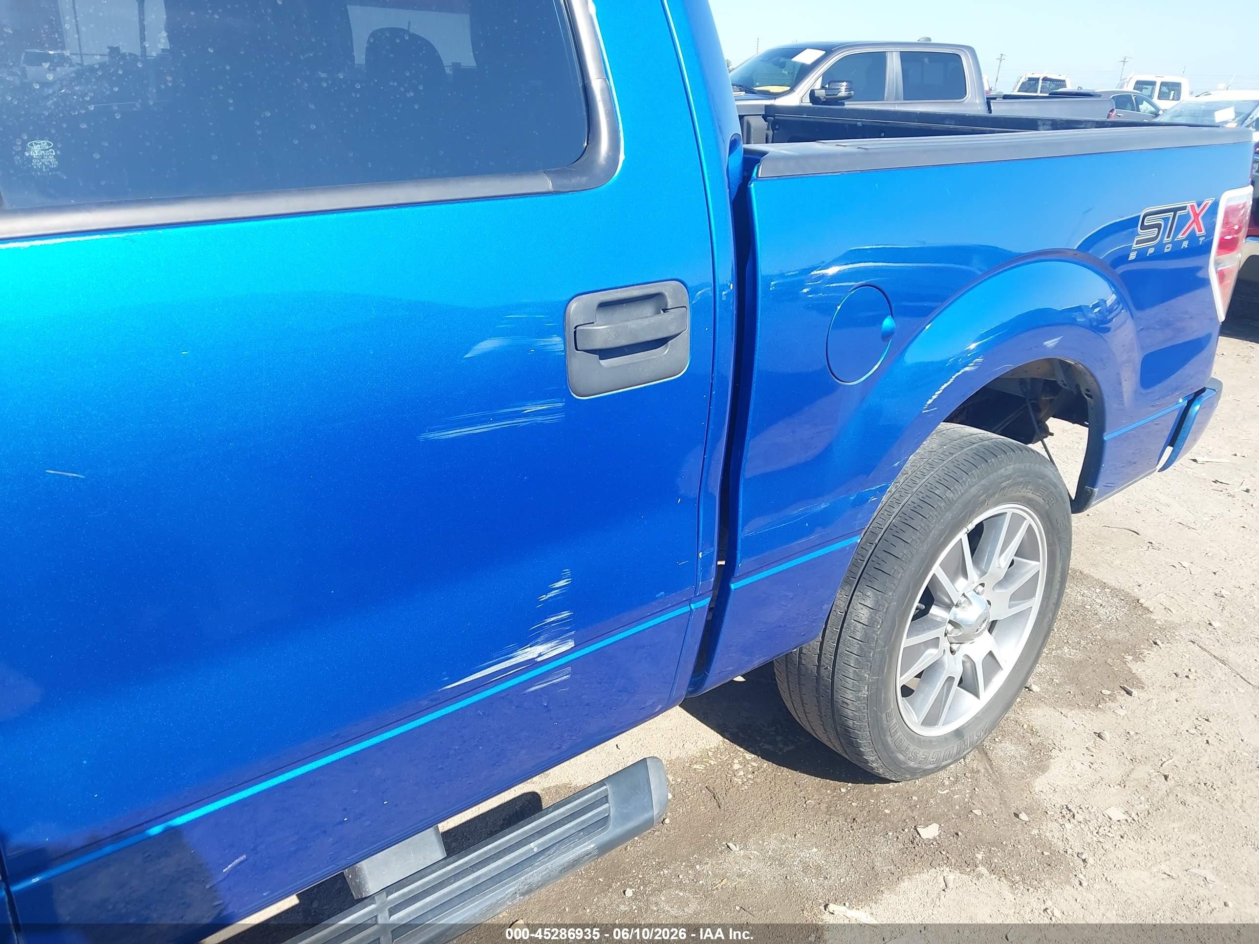 2014 Ford F-150 Stx Blue vin: 1FTFW1CF8EKF68992