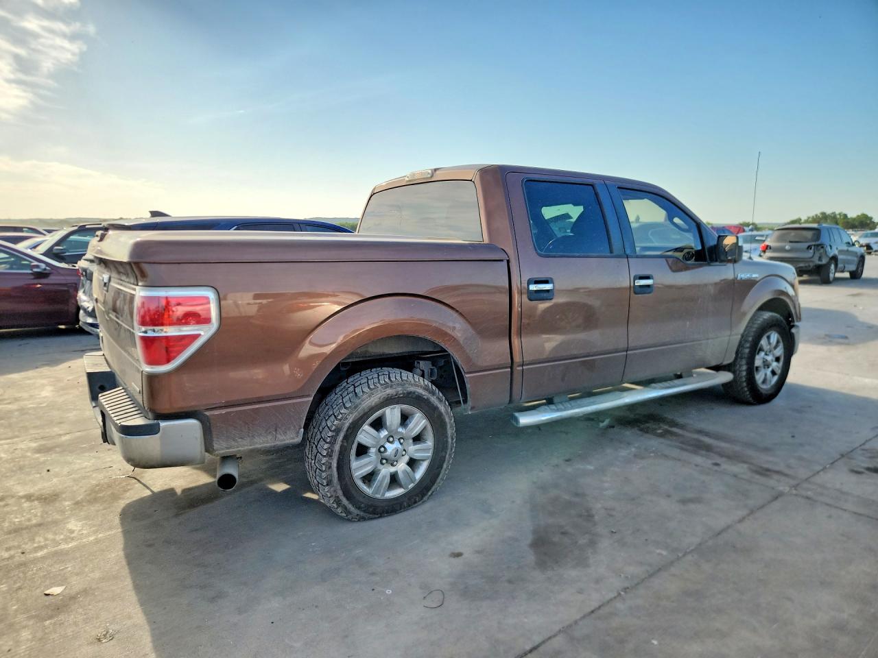 2011 Ford F150 Supercrew Brown vin: 1FTFW1CF9BFA25879