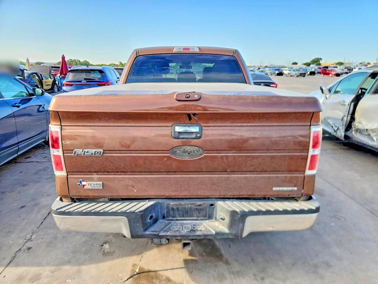 2011 Ford F150 Supercrew Brown vin: 1FTFW1CF9BFA25879