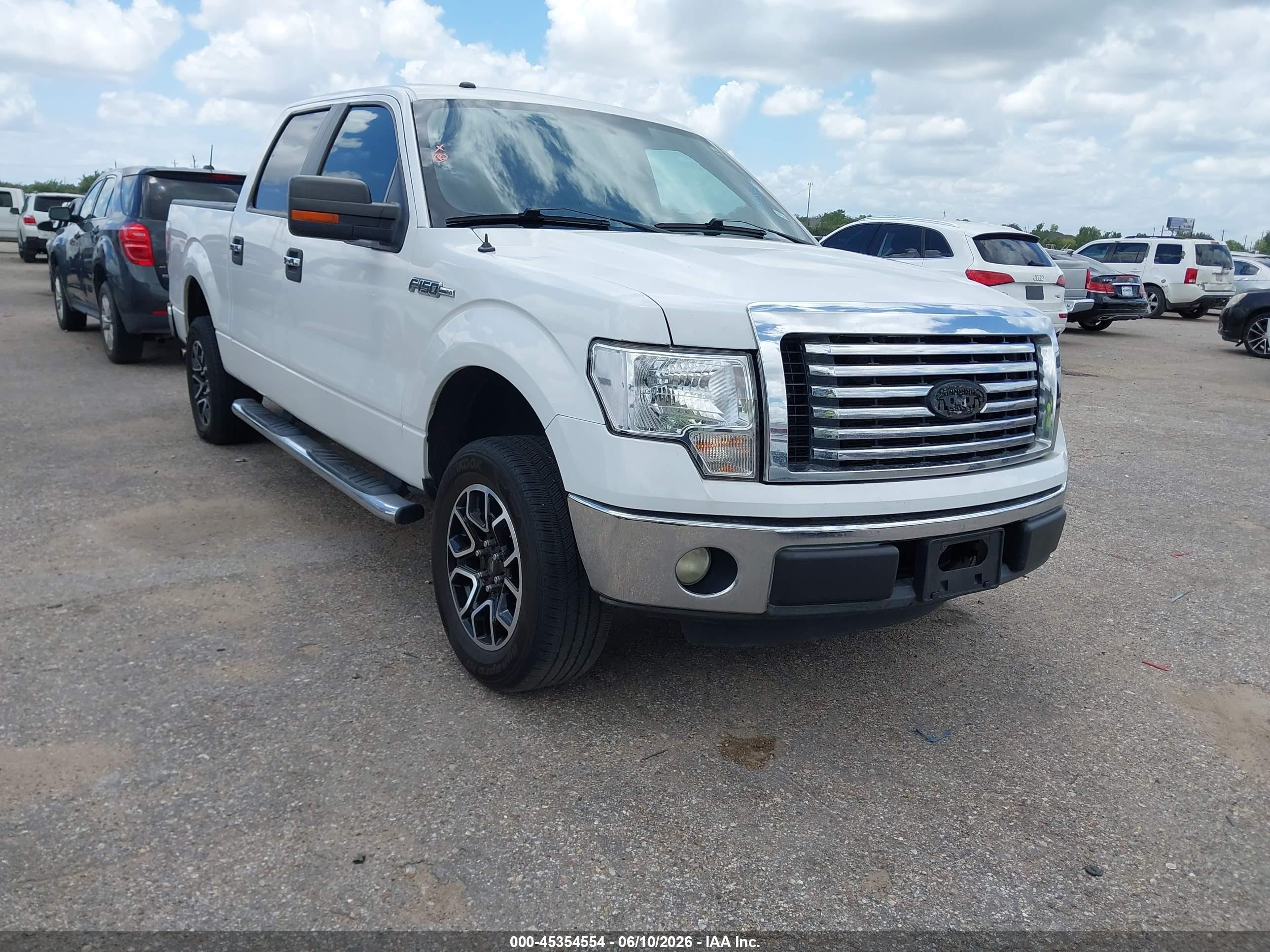 2011 Ford F-150 Xlt White vin: 1FTFW1CF9BFB82926