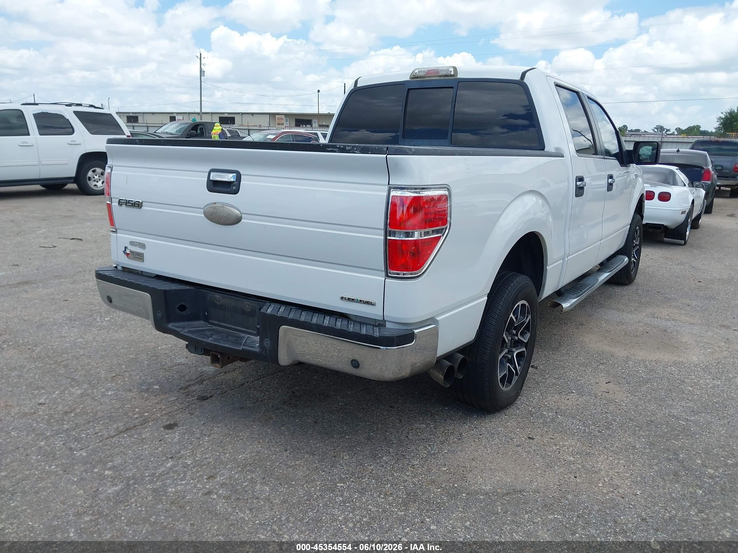 2011 Ford F-150 Xlt White vin: 1FTFW1CF9BFB82926