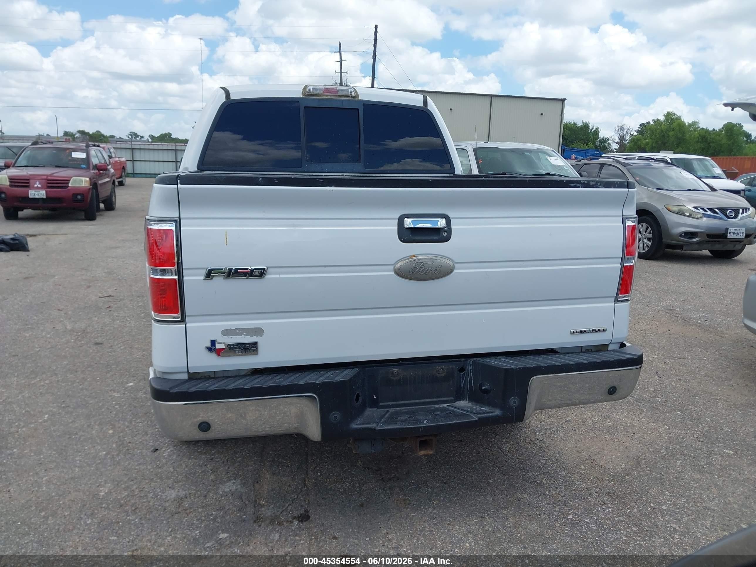 2011 Ford F-150 Xlt White vin: 1FTFW1CF9BFB82926