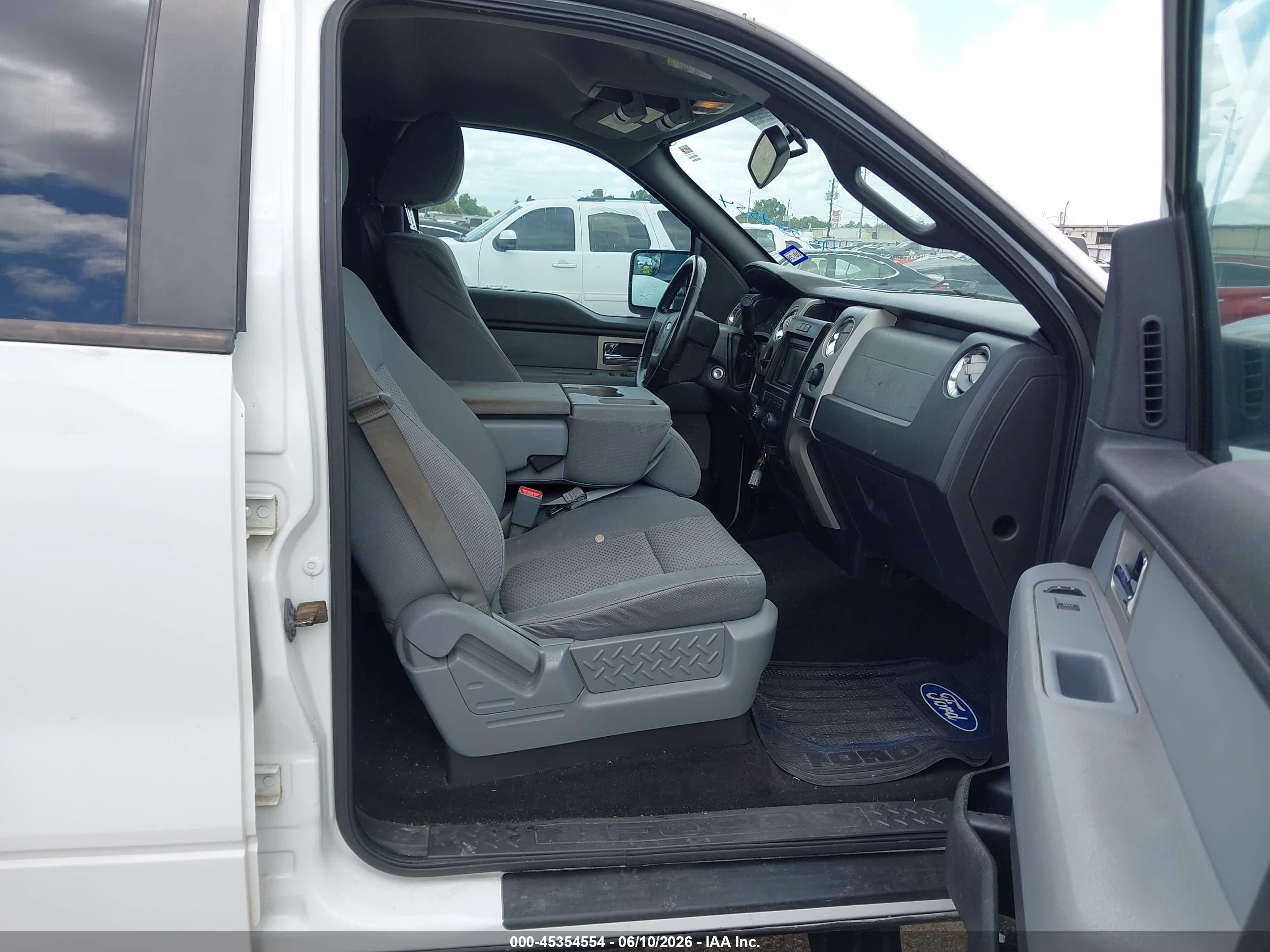 2011 Ford F-150 Xlt White vin: 1FTFW1CF9BFB82926