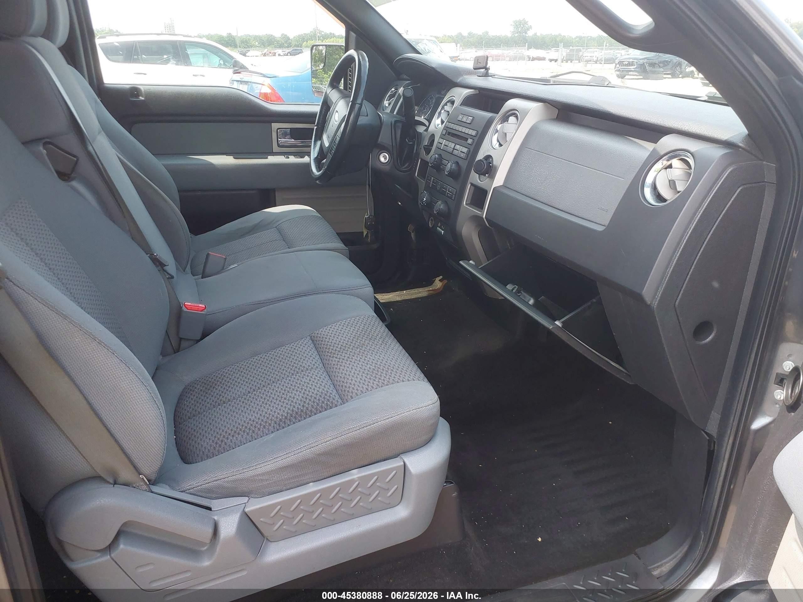 2011 Ford F-150 Xlt Gray vin: 1FTFW1CF9BFC02950