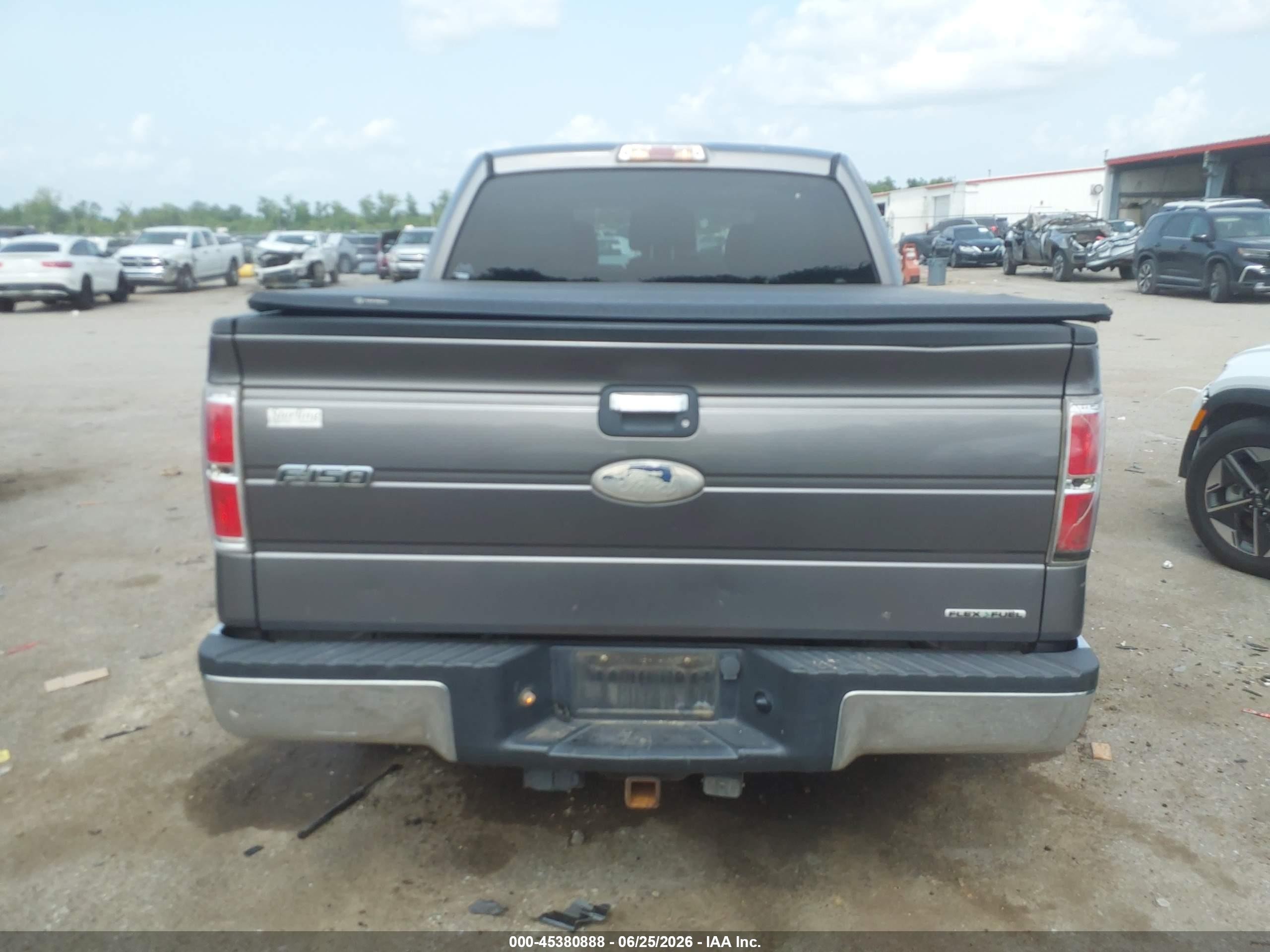 2011 Ford F-150 Xlt Gray vin: 1FTFW1CF9BFC02950