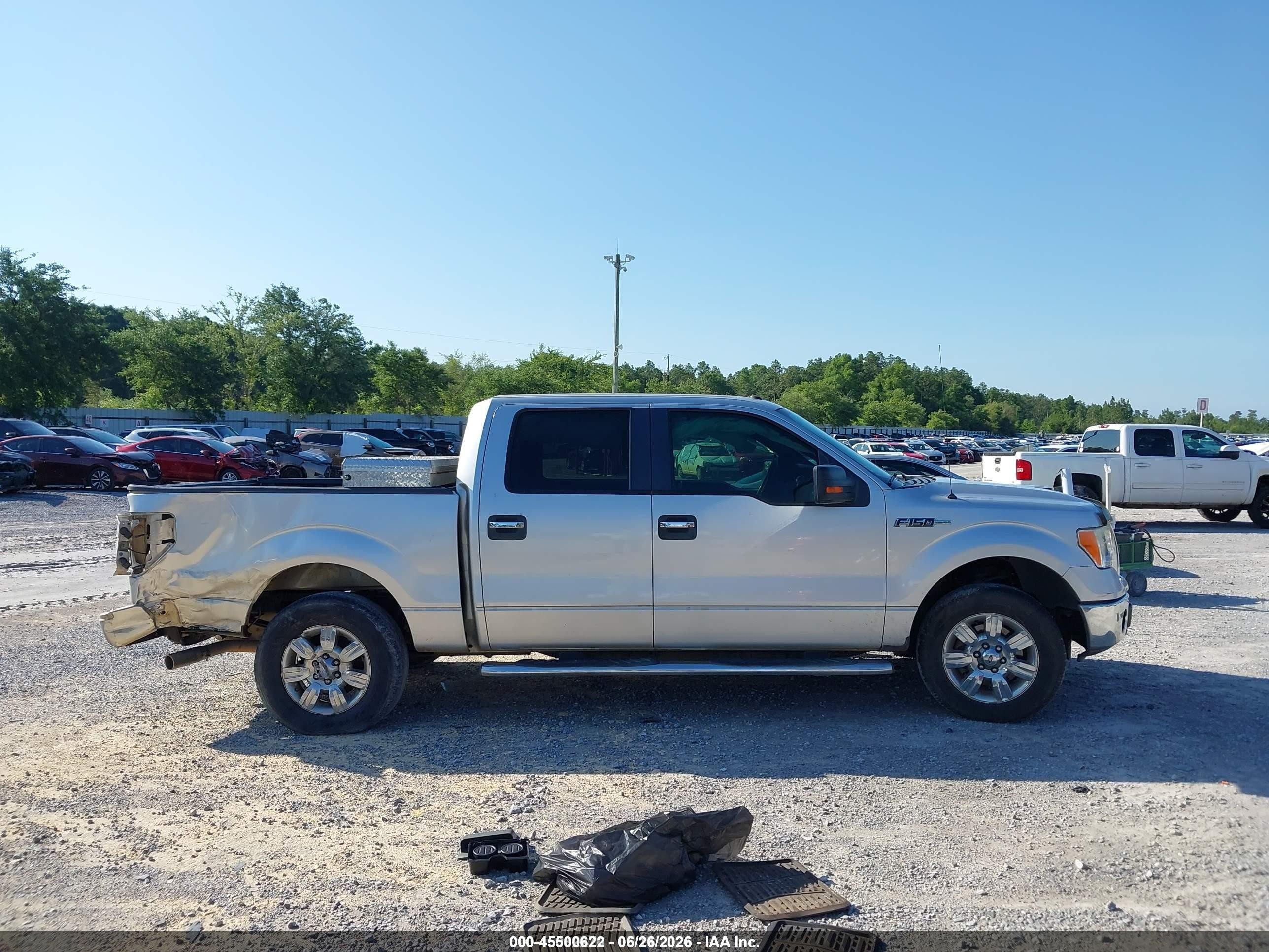 2011 Ford F-150 Xlt Silver vin: 1FTFW1CF9BFC86252