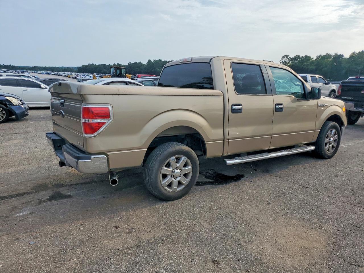 2013 Ford F150 Supercrew Tan vin: 1FTFW1CF9DFA35329