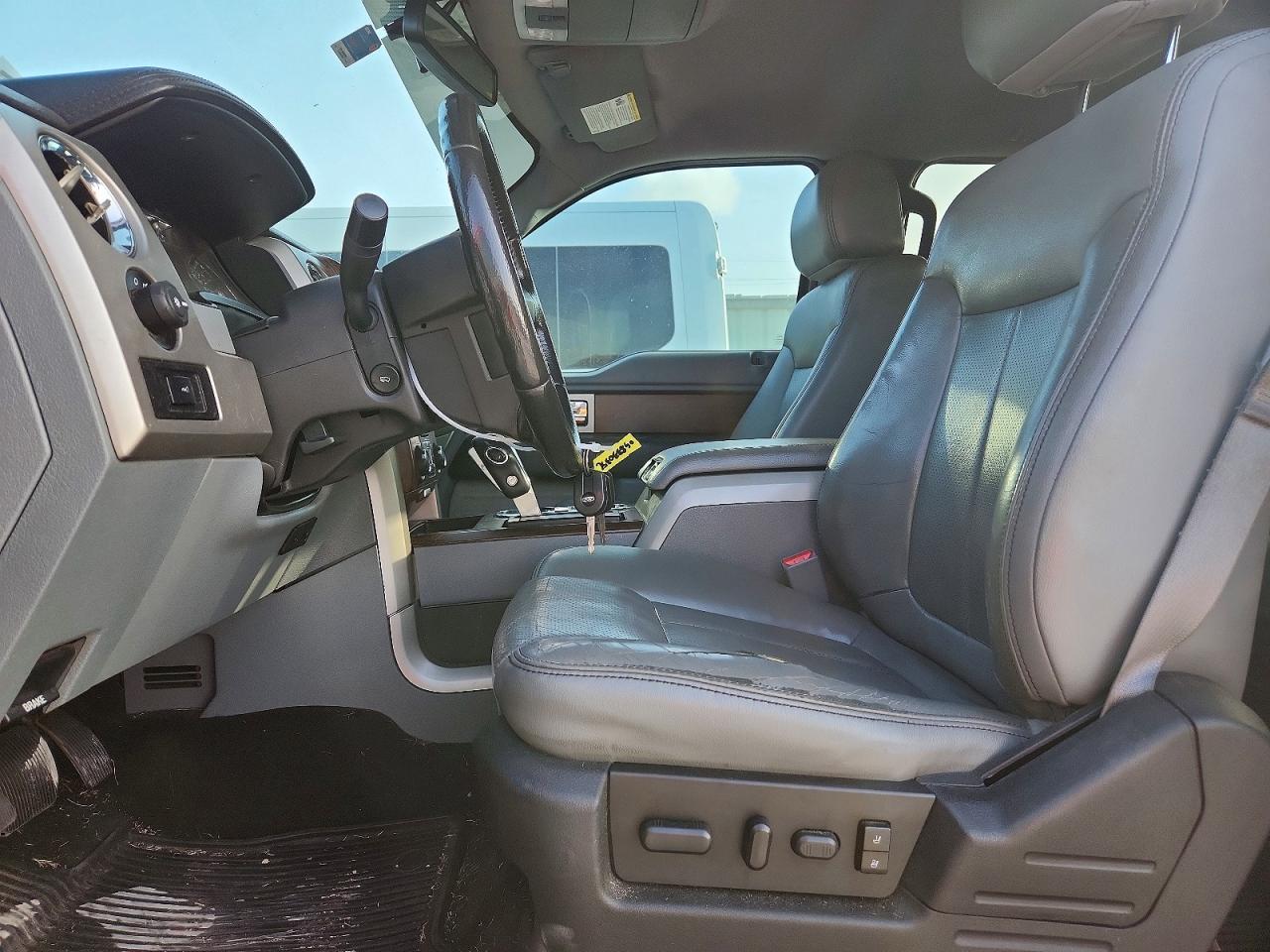2013 Ford F150 Supercrew Red vin: 1FTFW1CF9DFA52597