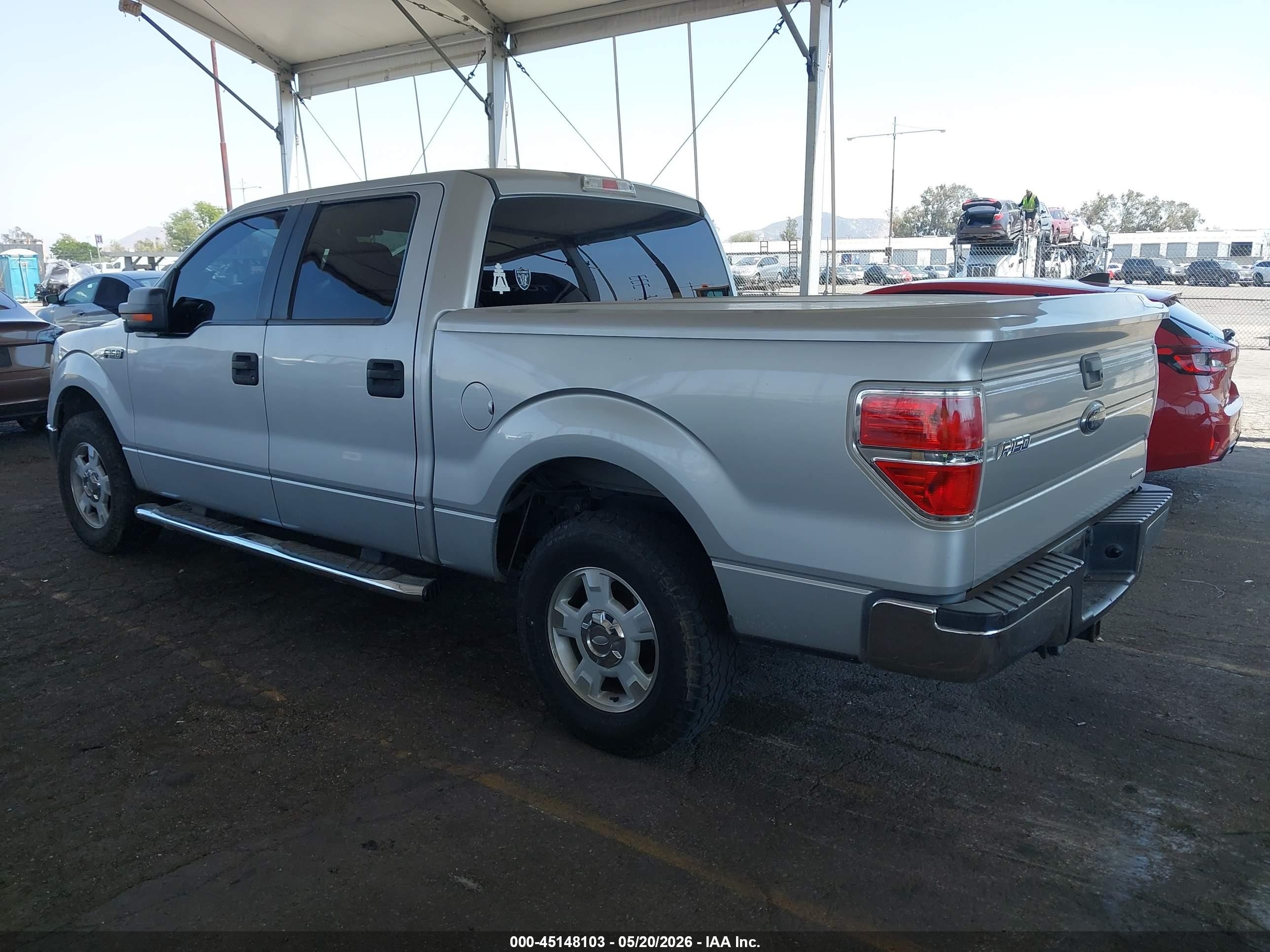 2013 Ford F-150 Xlt Silver vin: 1FTFW1CF9DFA61719