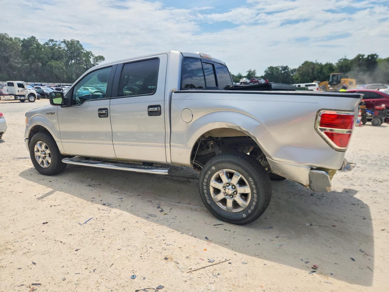 2013 Ford F150 Supercrew Silver vin: 1FTFW1CF9DKD18806