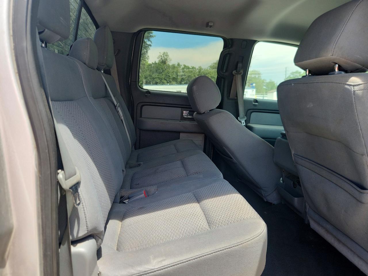 2013 Ford F150 Supercrew Silver vin: 1FTFW1CF9DKD18806