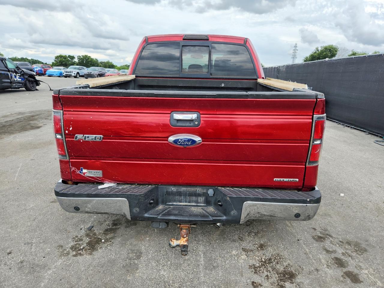 2013 Ford 150 Red vin: 1FTFW1CF9DKE38993
