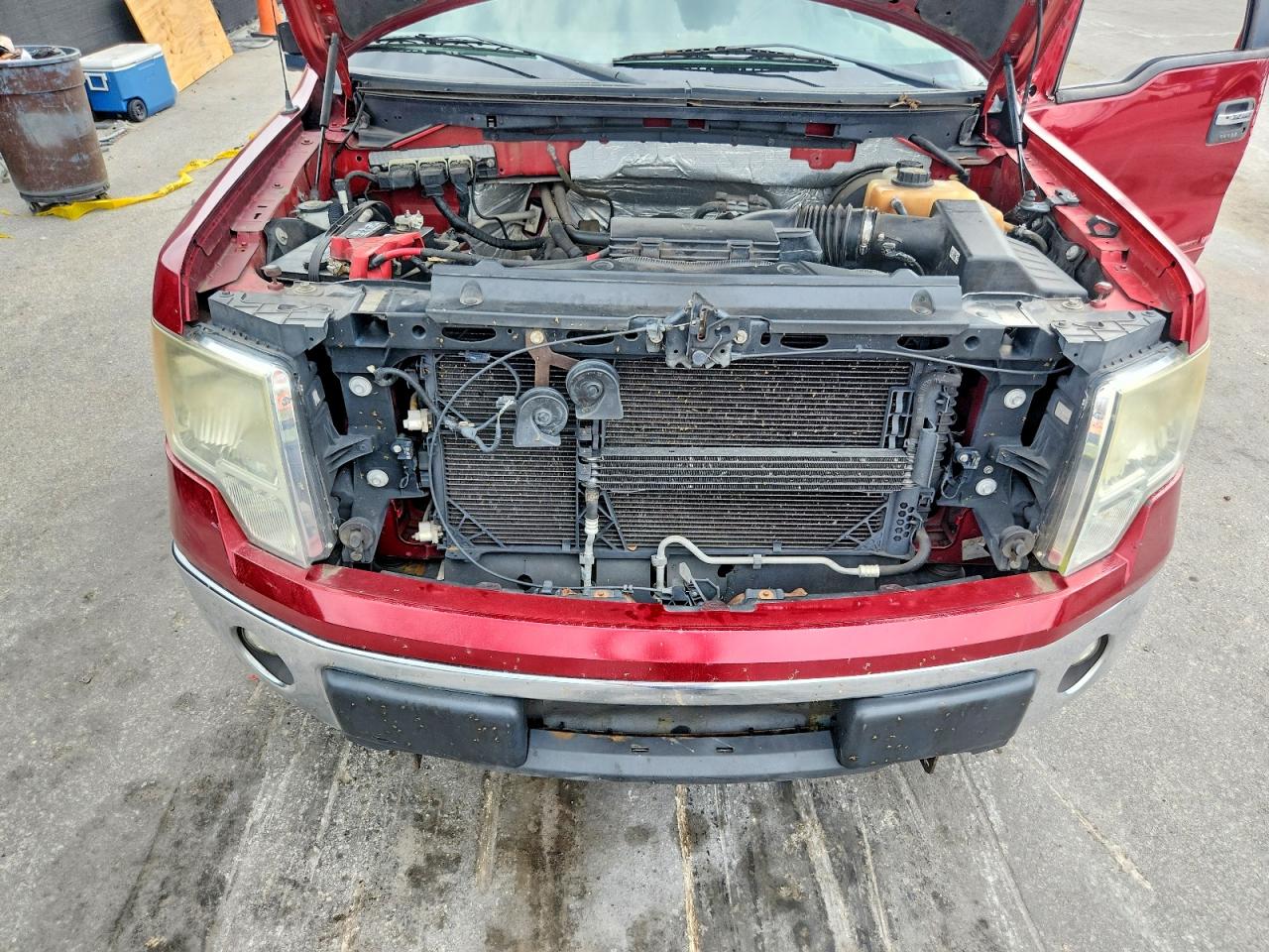 2013 Ford 150 Red vin: 1FTFW1CF9DKE38993