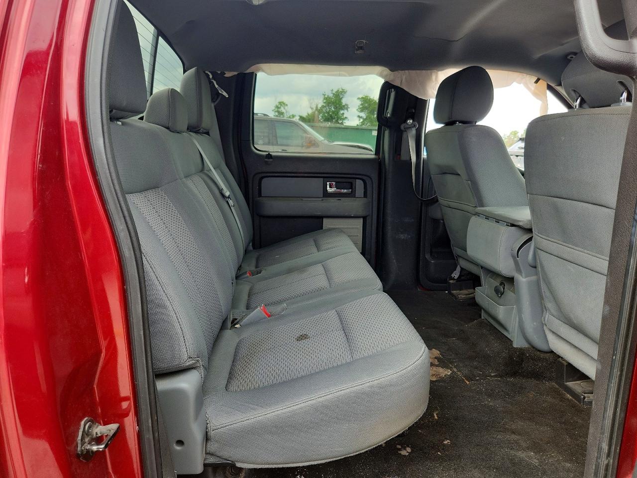 2013 Ford 150 Red vin: 1FTFW1CF9DKE38993