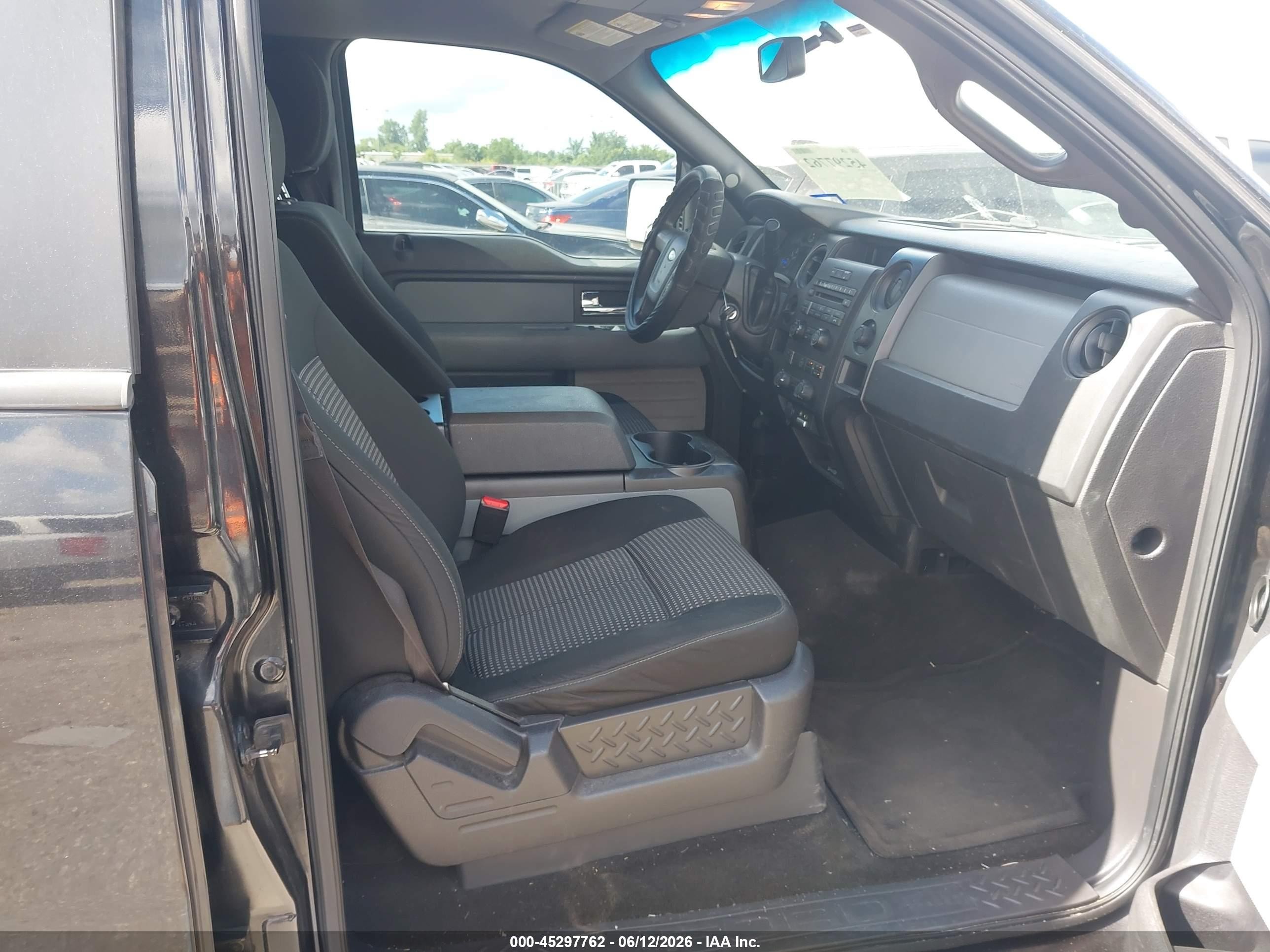 2014 Ford F-150 Stx Black vin: 1FTFW1CF9EKE06126