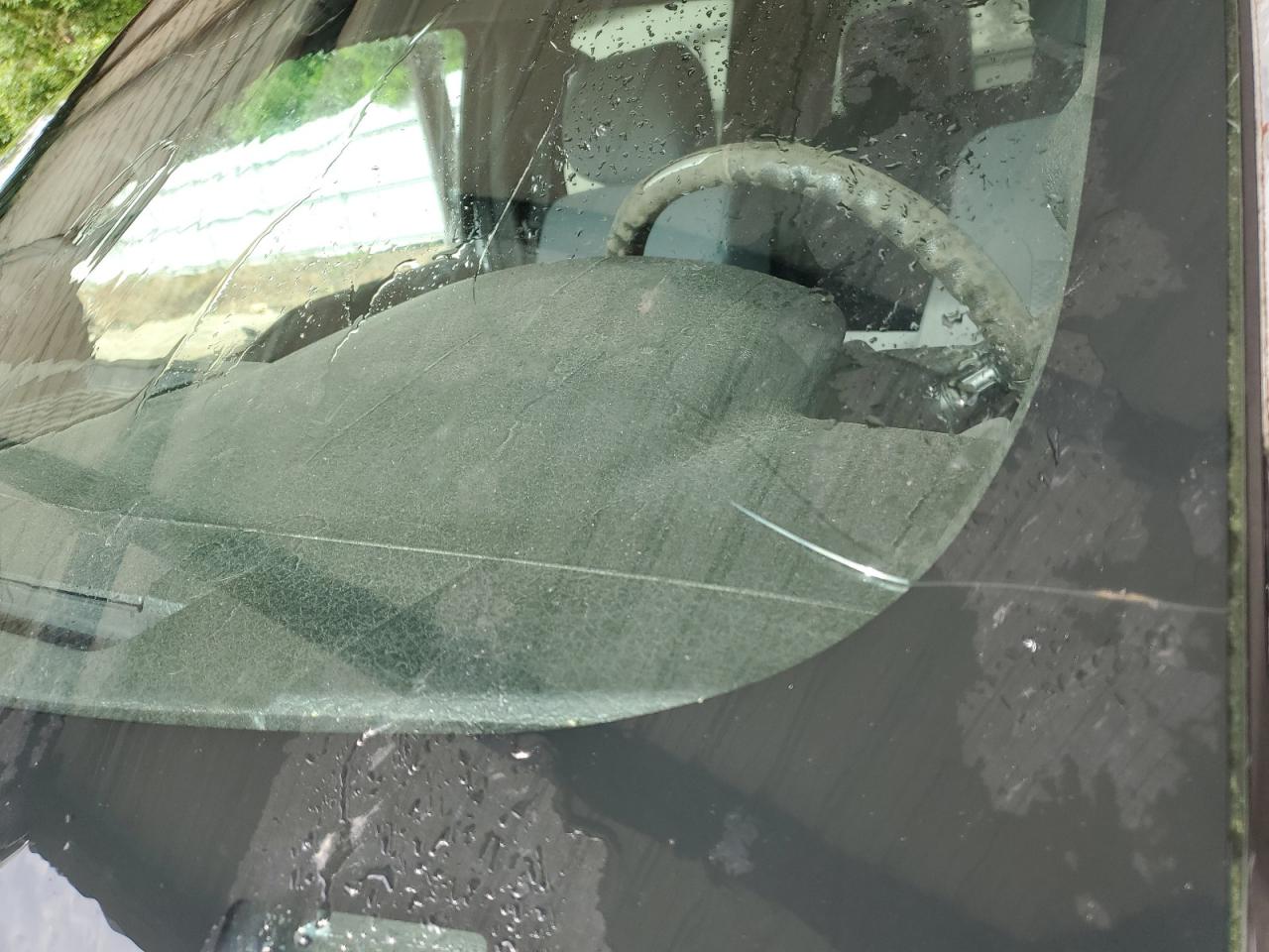 2013 Ford F150 Supercrew Silver vin: 1FTFW1CFXDFA93658 Damage: Windshield, Broken, Replacement Required