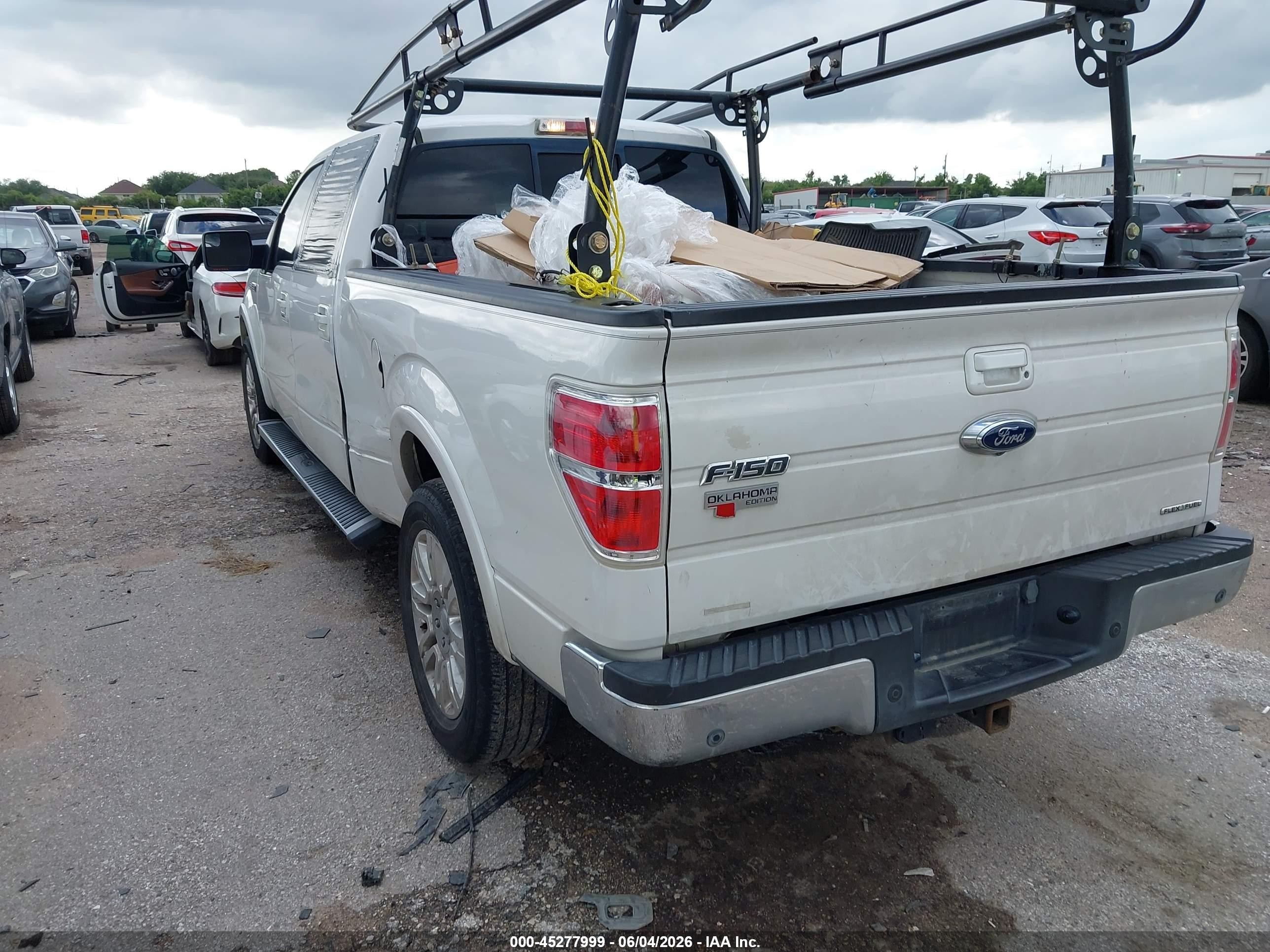 2013 Ford F-150 Lariat White vin: 1FTFW1CFXDKE86454