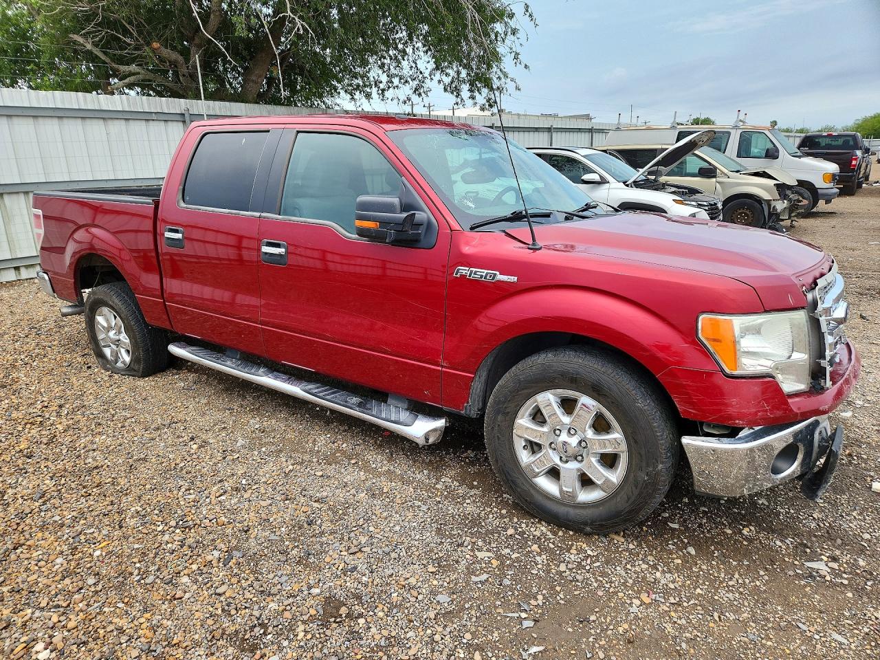 2014 Ford F150 Supercrew Burgundy vin: 1FTFW1CFXEFB46425