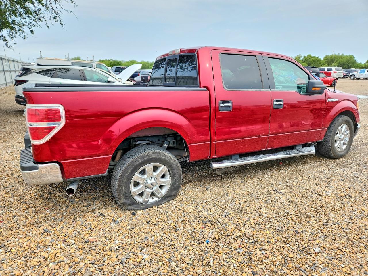 2014 Ford F150 Supercrew Burgundy vin: 1FTFW1CFXEFB46425