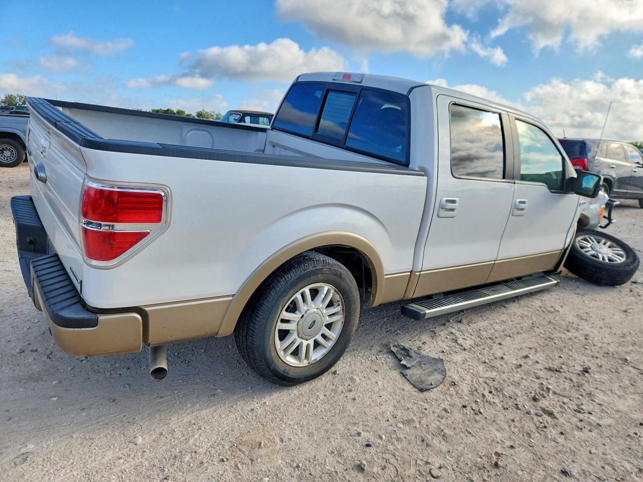 2014 Ford F150 Supercrew White vin: 1FTFW1CFXEKD59088