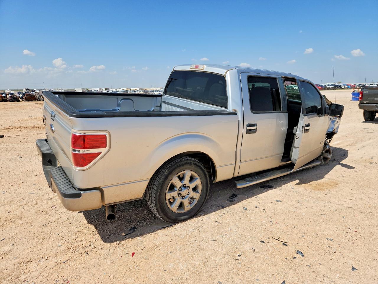 2013 Ford F150 Supercrew Silver vin: 1FTFW1CT0DFA30025