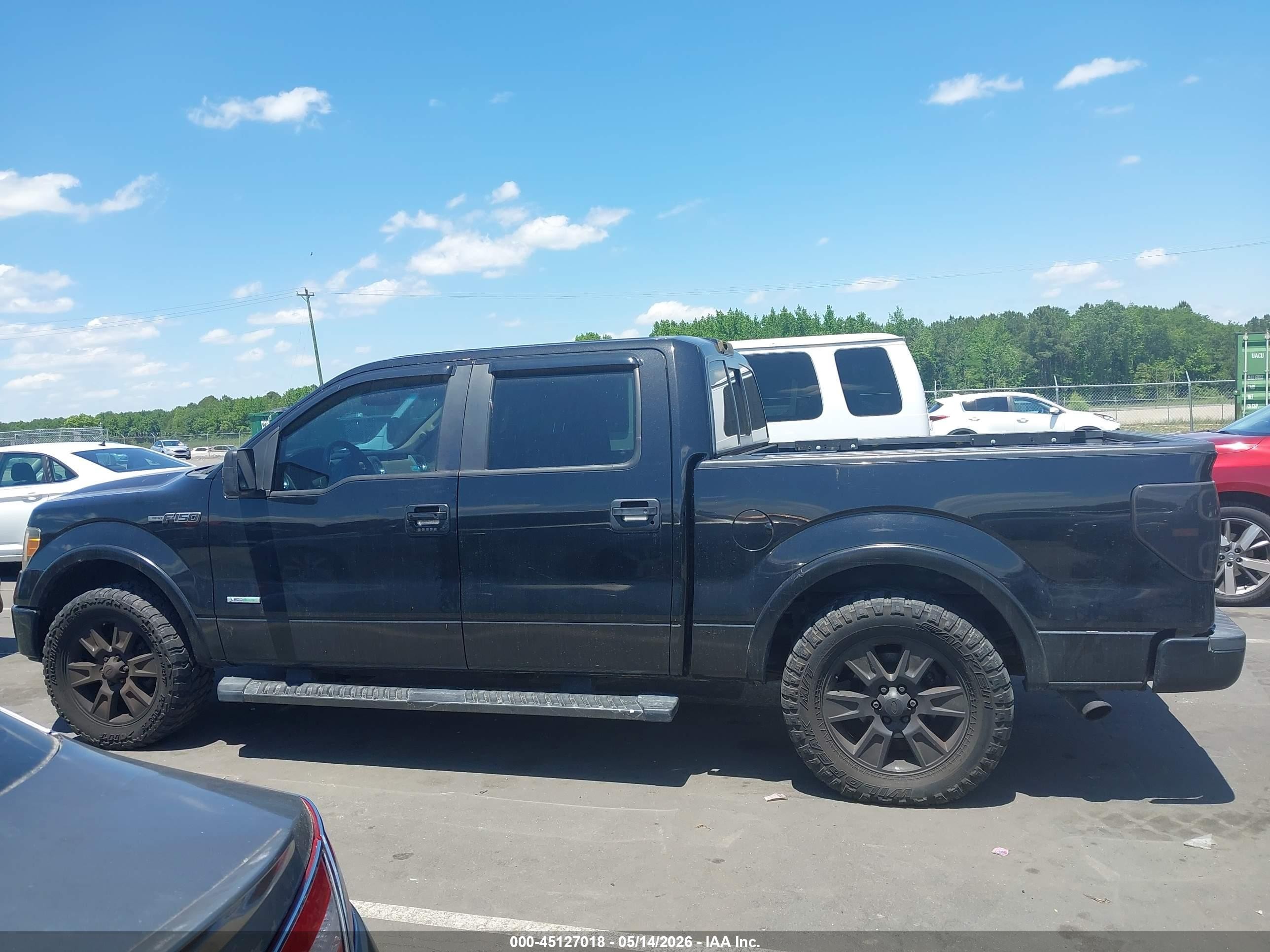 2011 Ford F-150 Lariat Черный vin: 1FTFW1CT1BFA90957