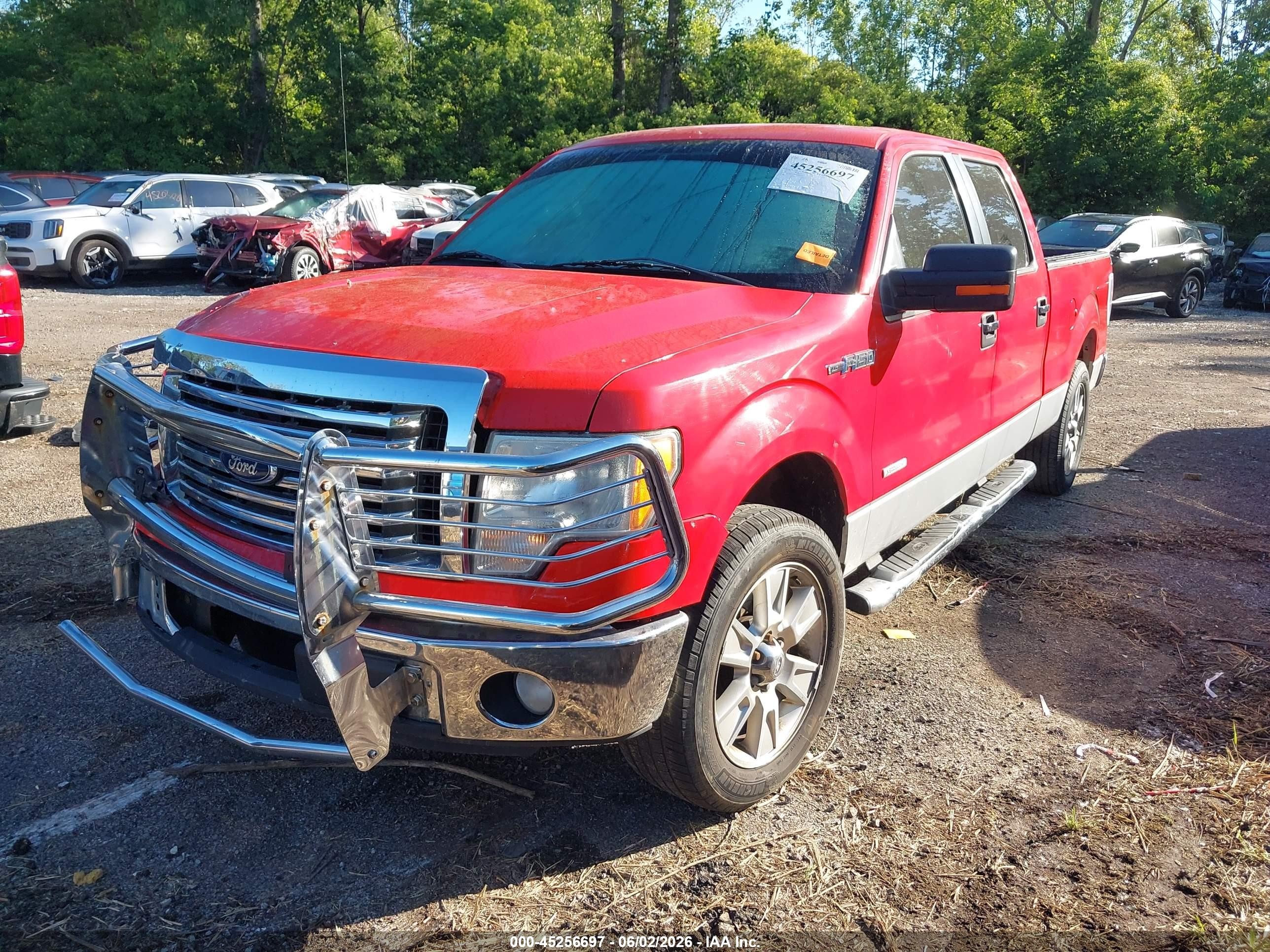 2011 Ford F-150 Xlt Red vin: 1FTFW1CT1BFB48260