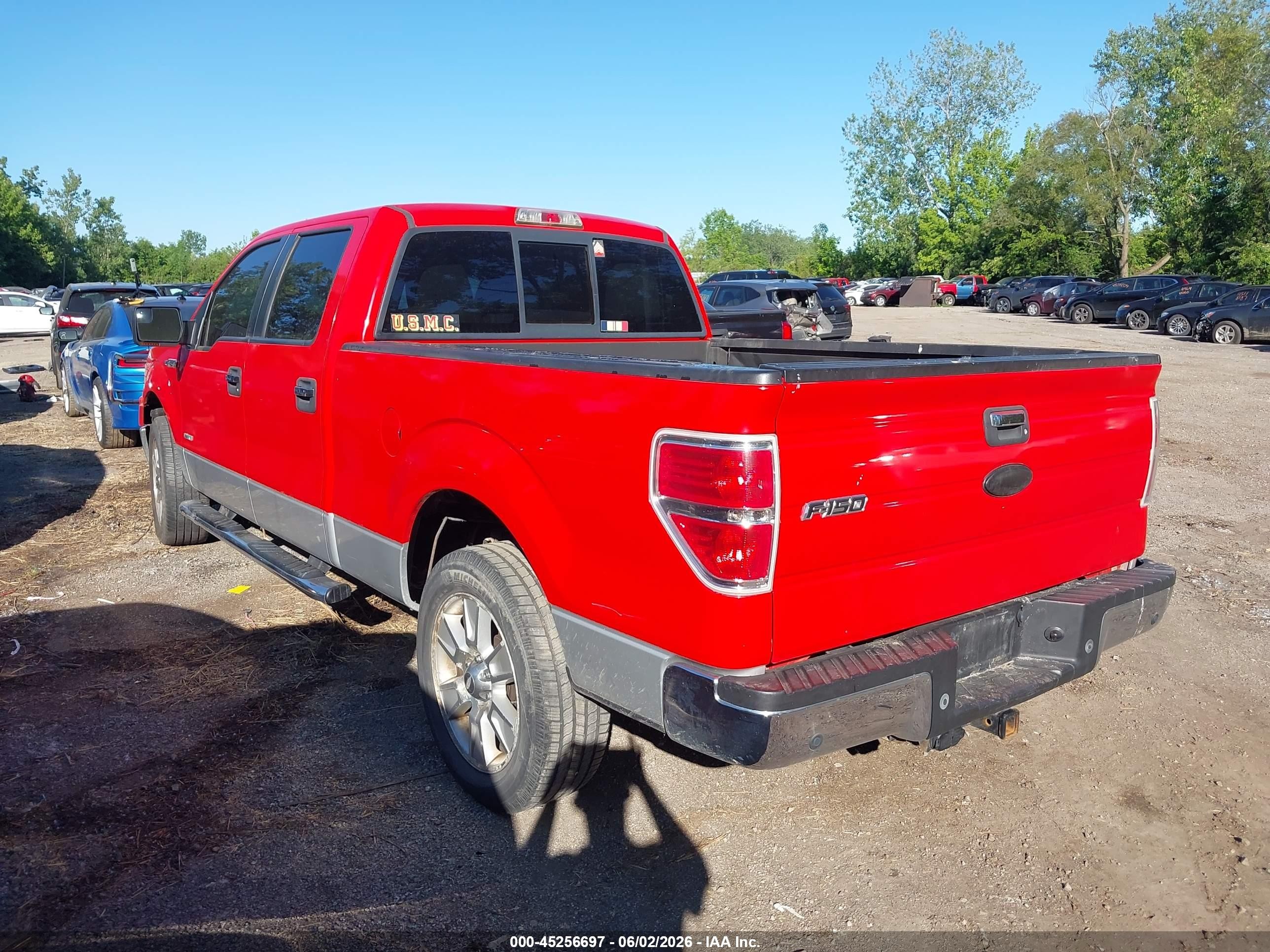 2011 Ford F-150 Xlt Red vin: 1FTFW1CT1BFB48260