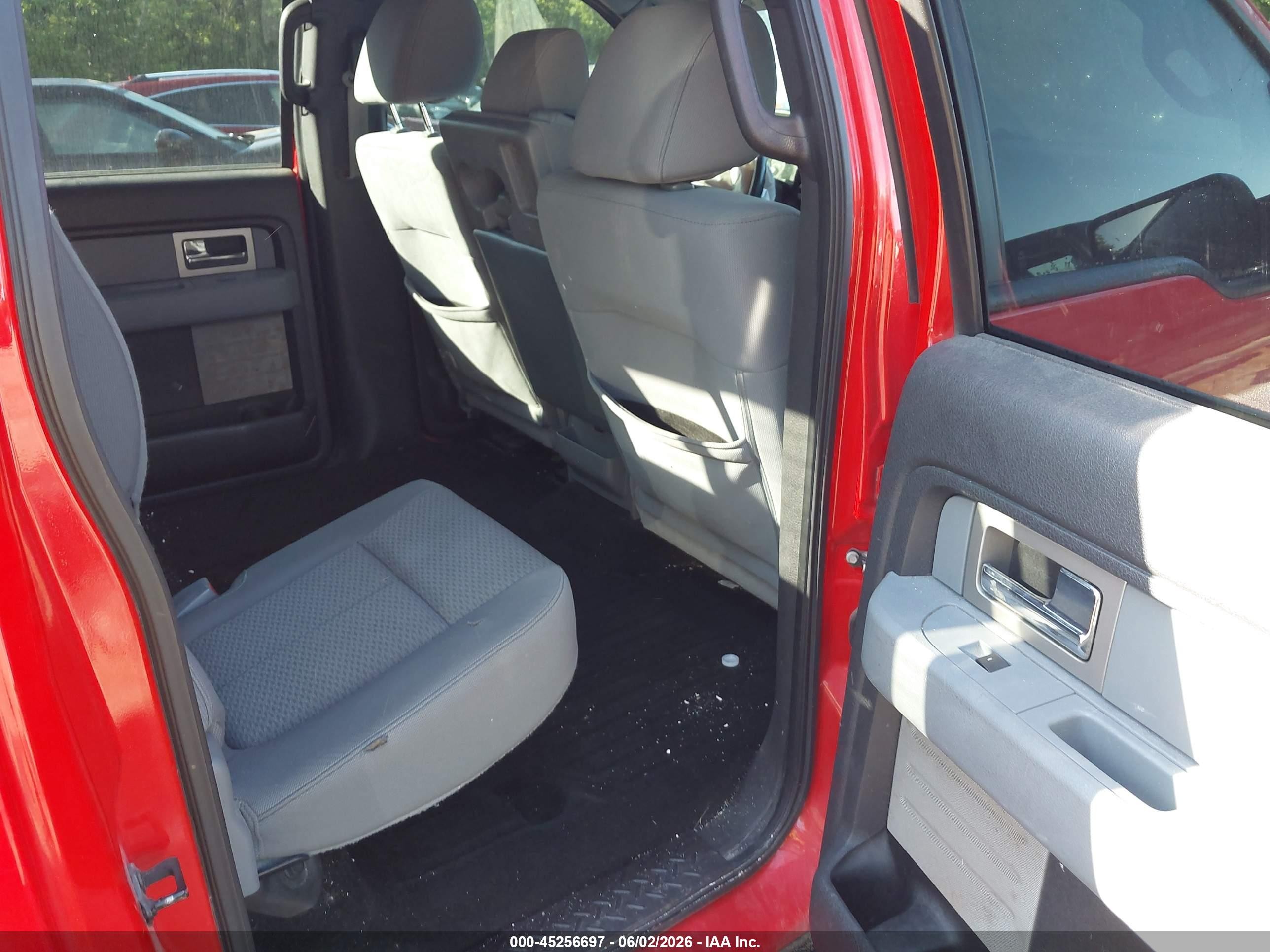 2011 Ford F-150 Xlt Red vin: 1FTFW1CT1BFB48260