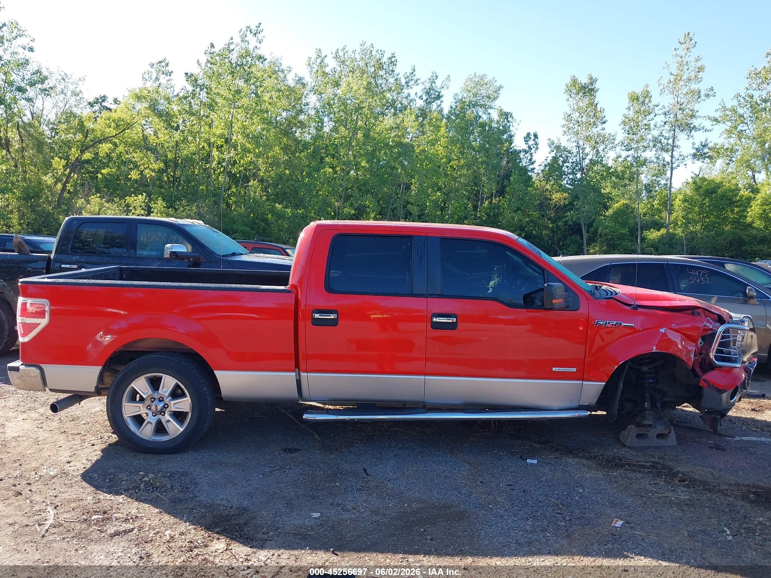 2011 Ford F-150 Xlt Red vin: 1FTFW1CT1BFB48260