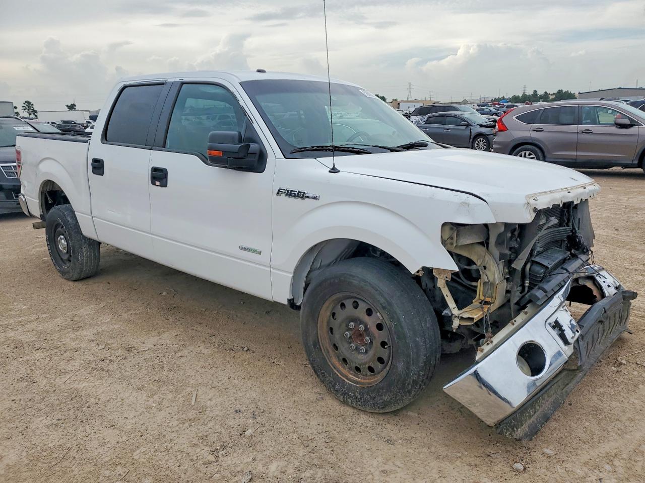 2011 Ford F150 Белый vin: 1FTFW1CT1BFB77189