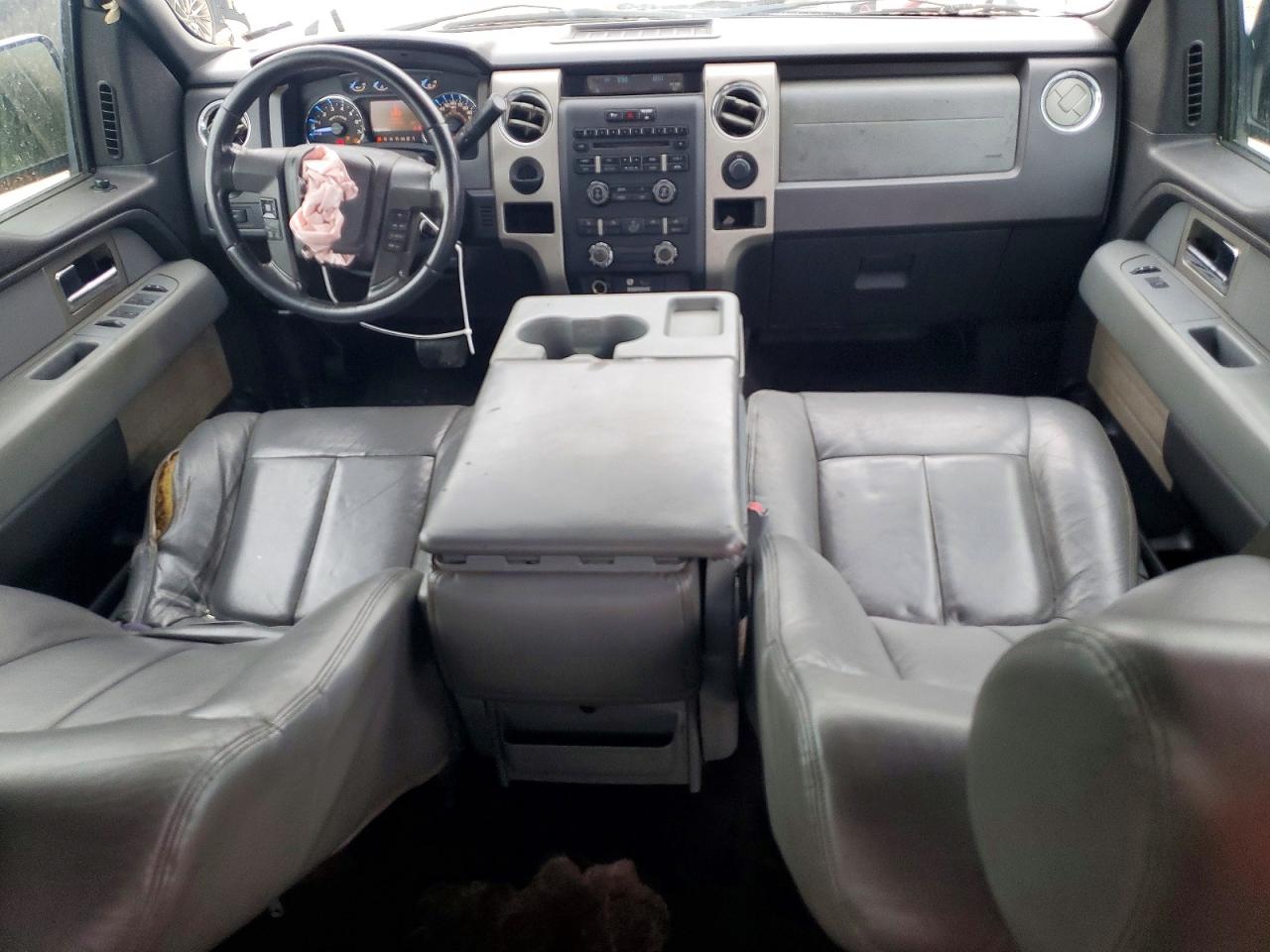 2011 Ford F150 Белый vin: 1FTFW1CT1BFB77189