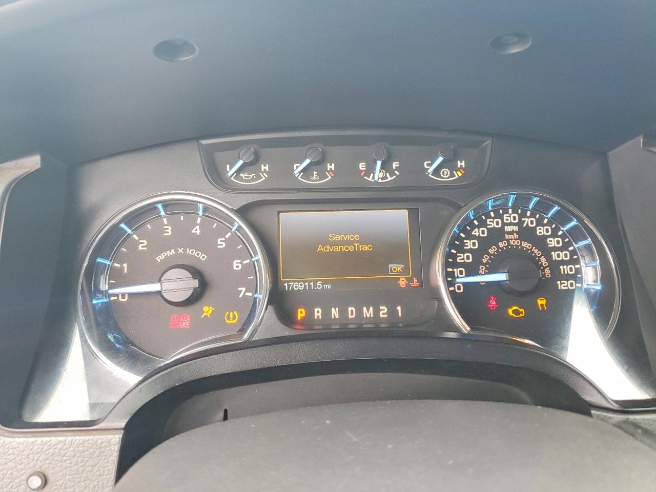 2011 Ford F150 Белый vin: 1FTFW1CT1BFB77189