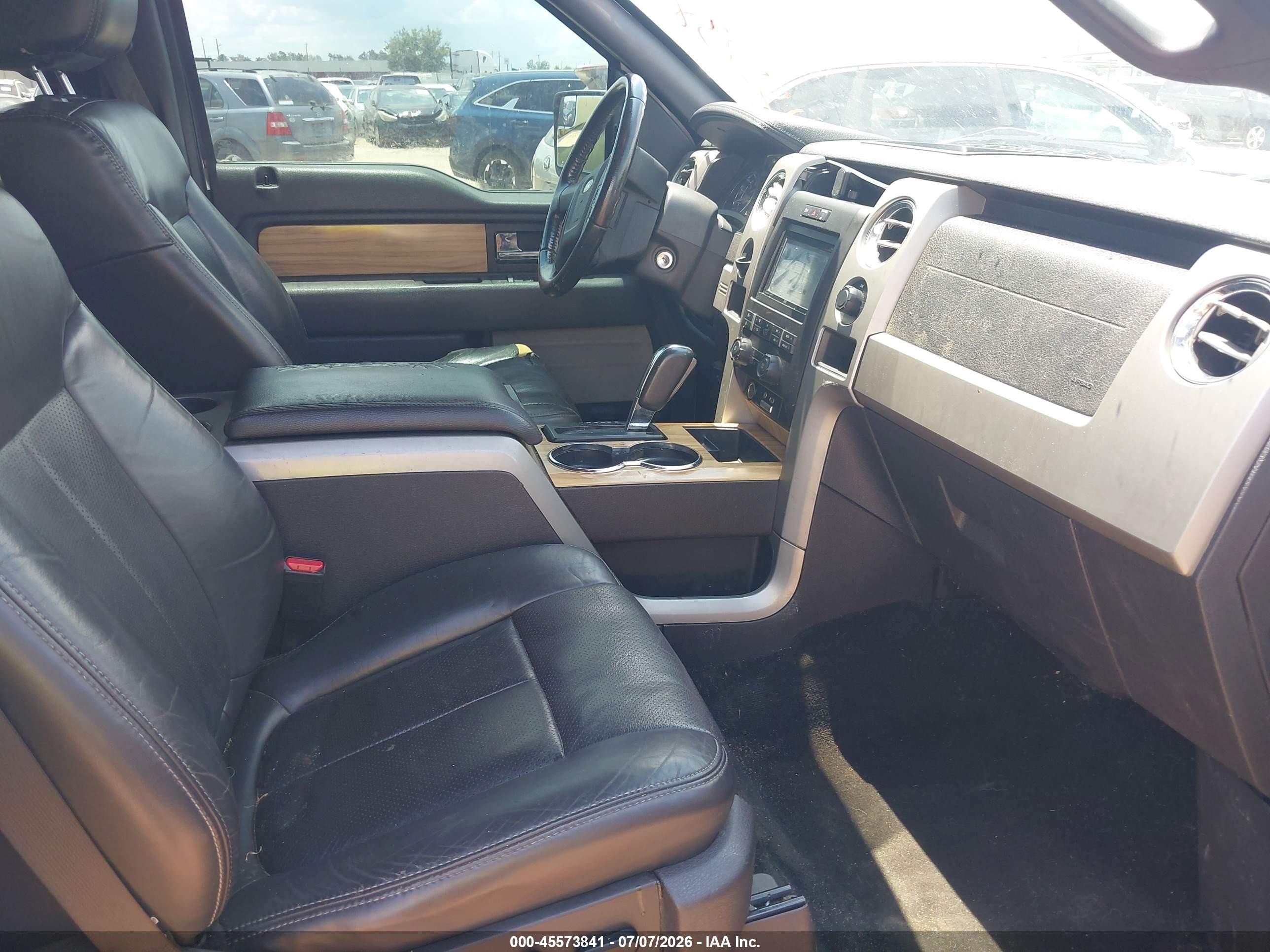 2011 Ford F-150 Lariat White vin: 1FTFW1CT1BKE07255