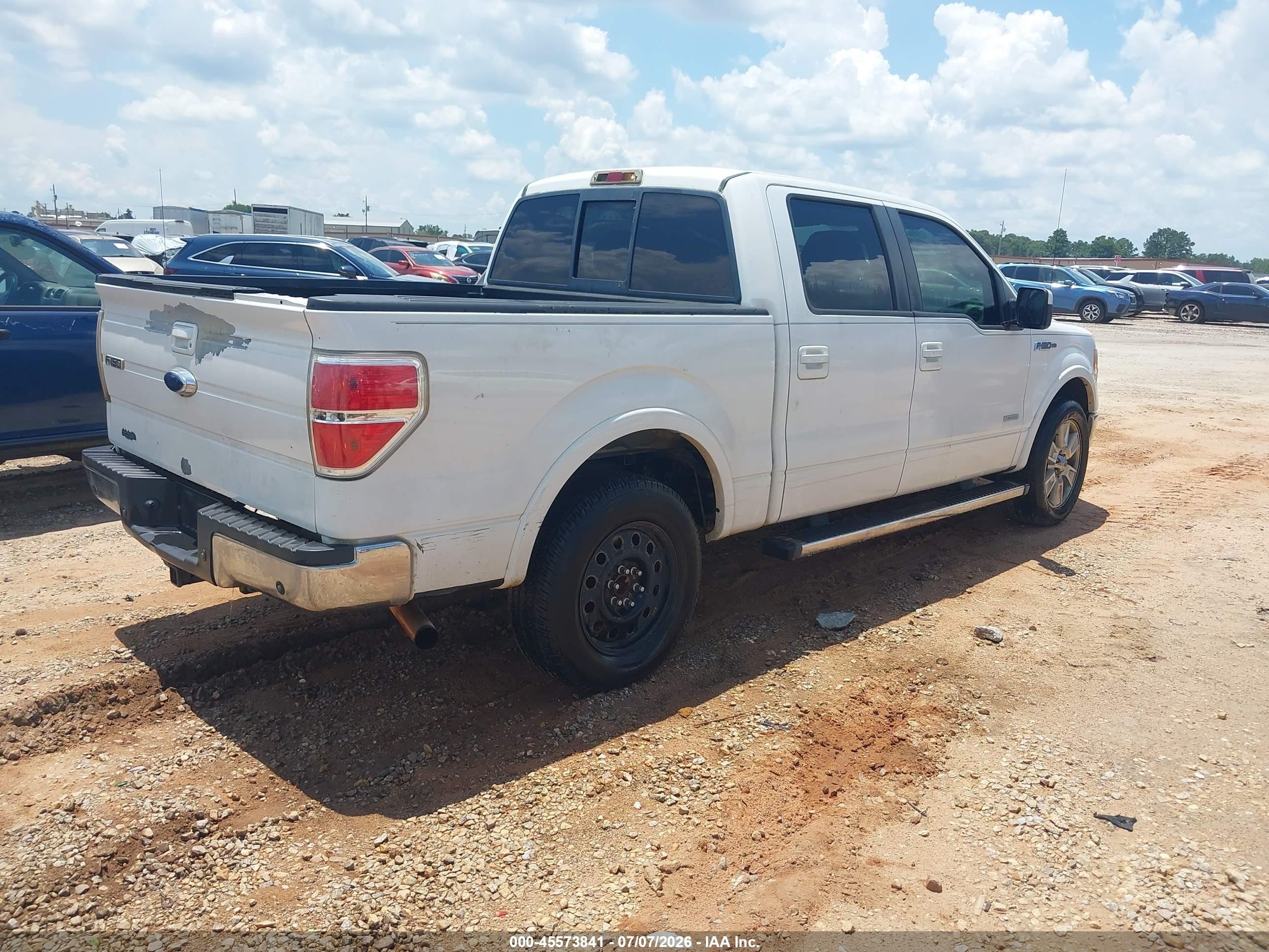 2011 Ford F-150 Lariat White vin: 1FTFW1CT1BKE07255
