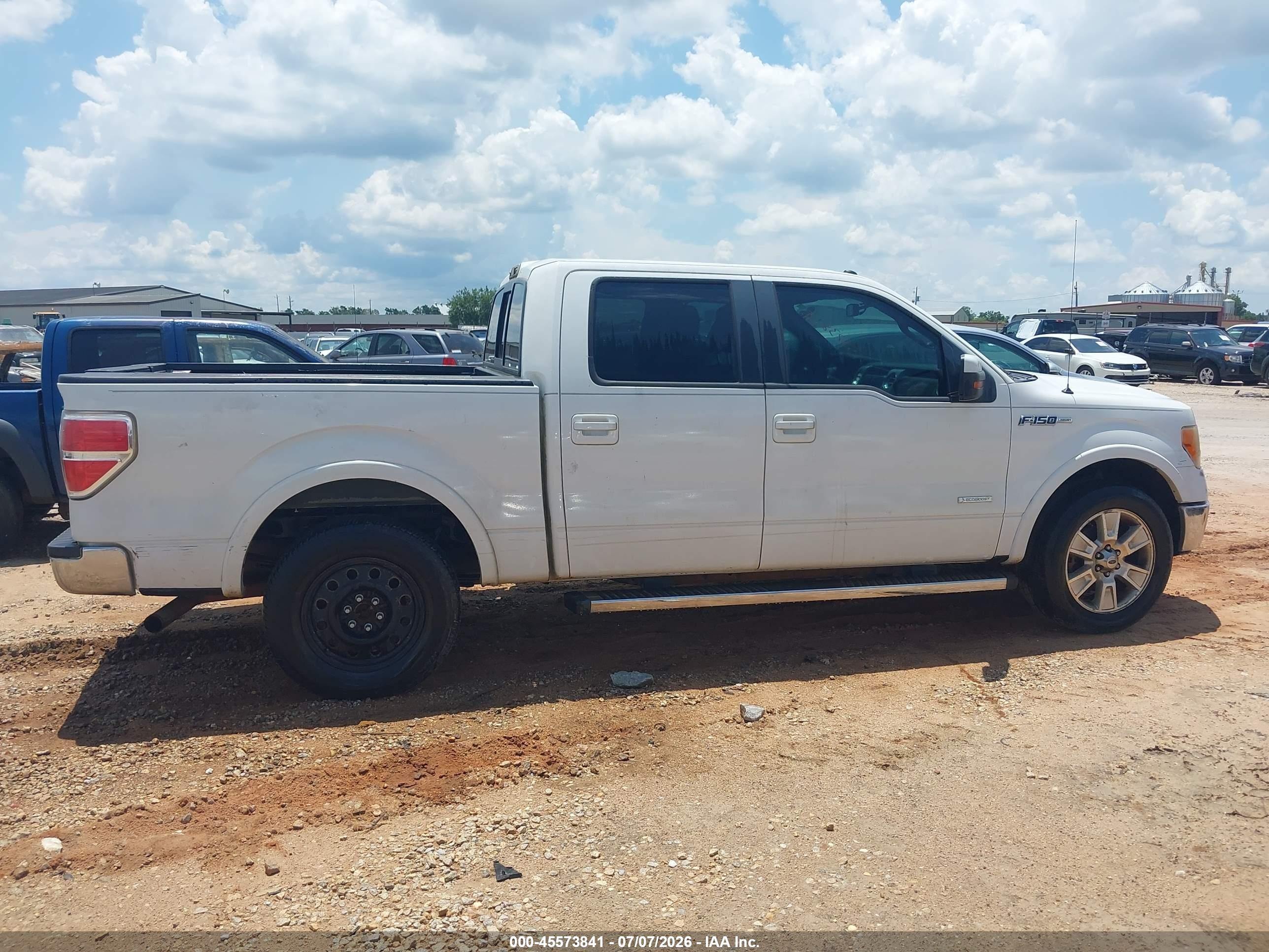 2011 Ford F-150 Lariat White vin: 1FTFW1CT1BKE07255