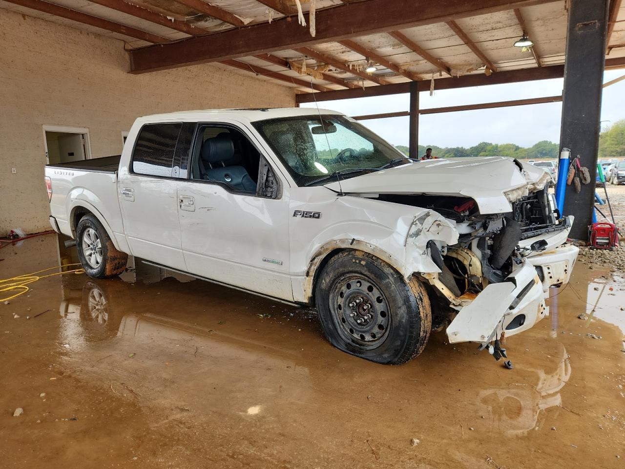 2014 Ford F150 Supercrew White vin: 1FTFW1CT1EFA24560