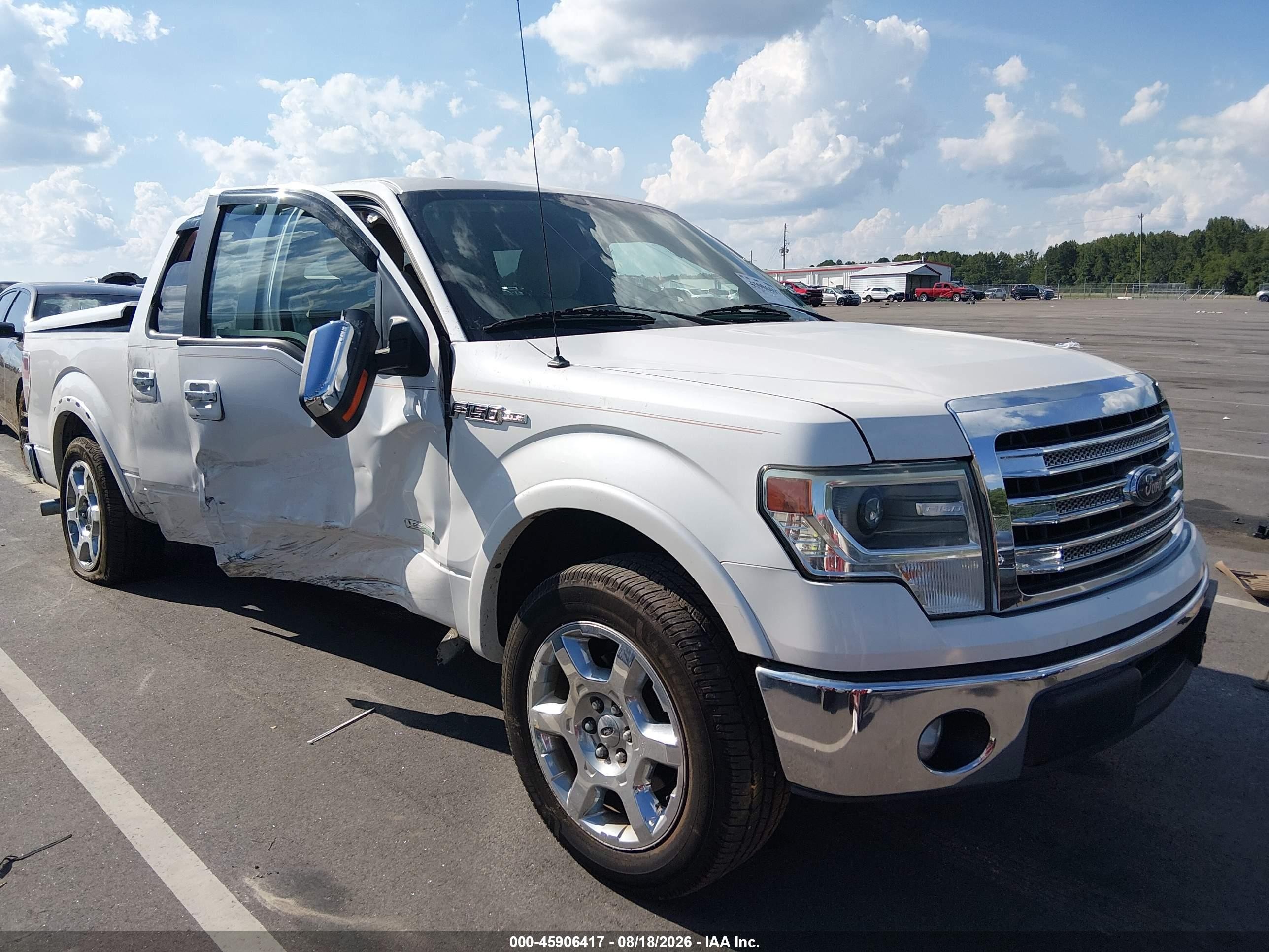 2014 Ford F-150 Lariat White vin: 1FTFW1CT1EFB06434