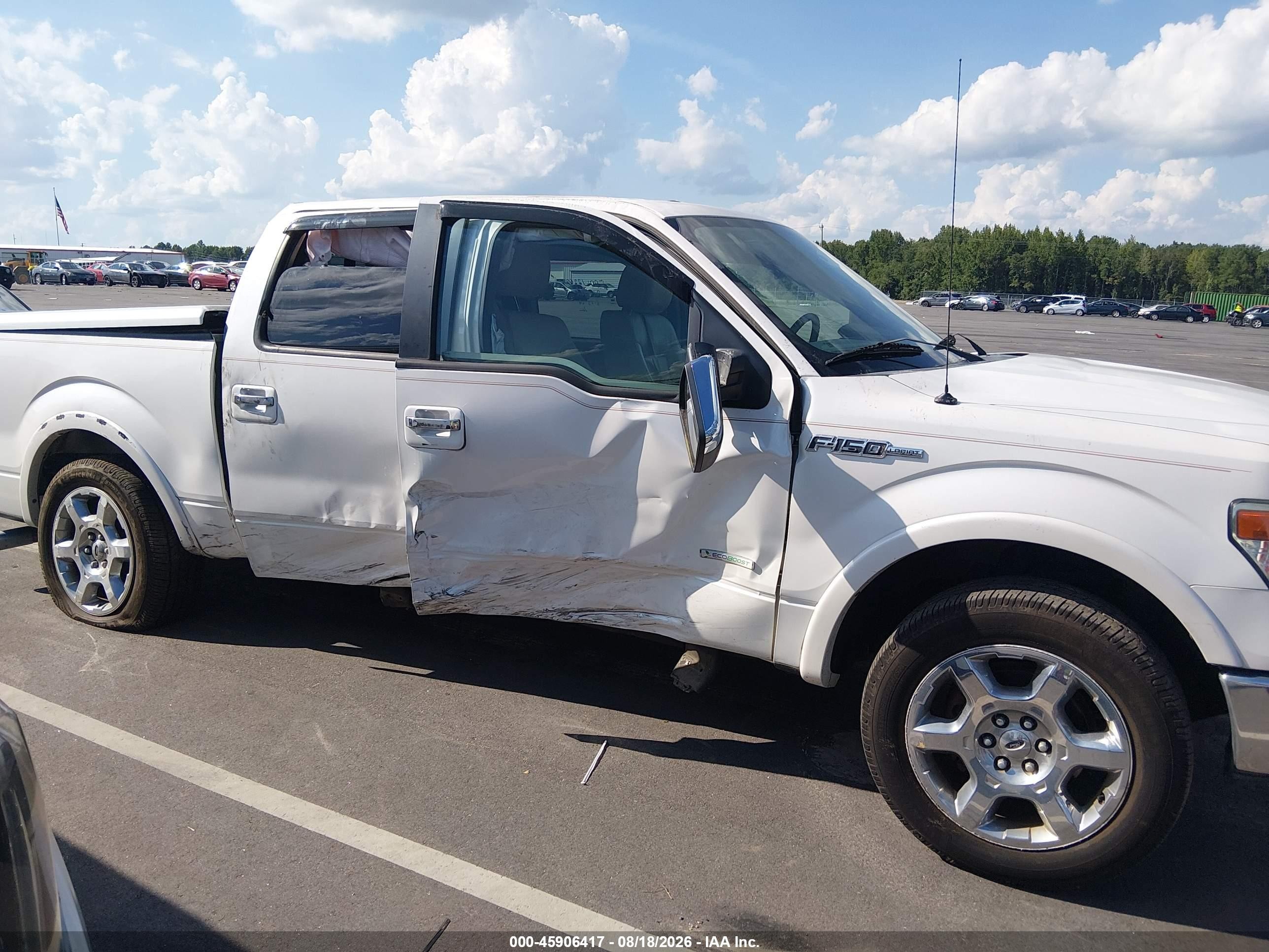 2014 Ford F-150 Lariat White vin: 1FTFW1CT1EFB06434
